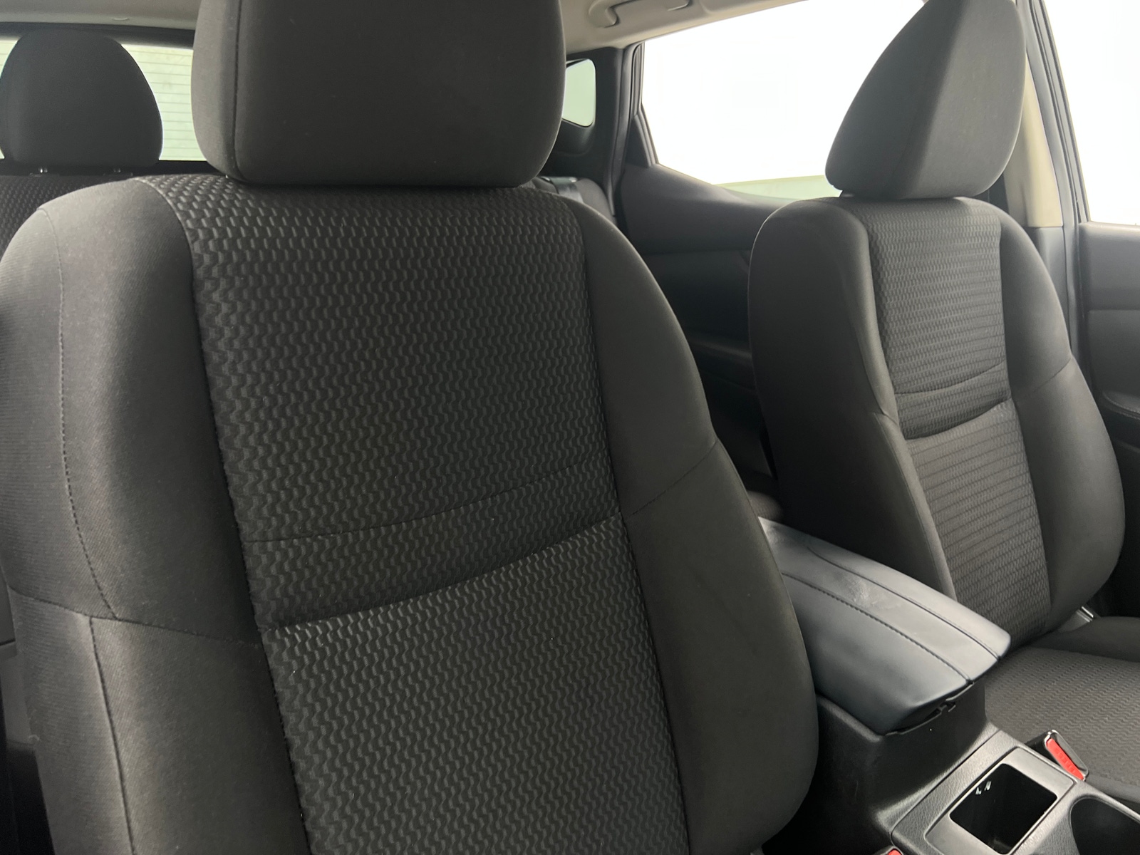 Thumbnail: 2020 Nissan Rogue Sport - 2