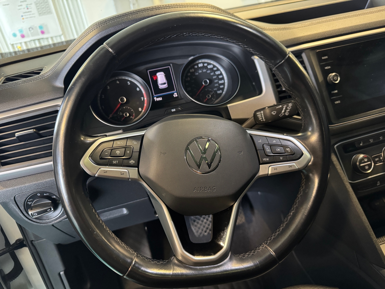 Thumbnail: 2020 Volkswagen Atlas - 4