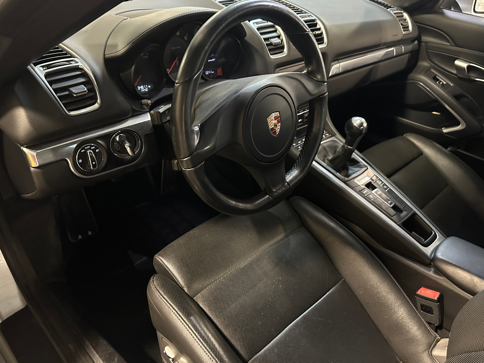 Thumbnail: 2014 Porsche Boxster - 2