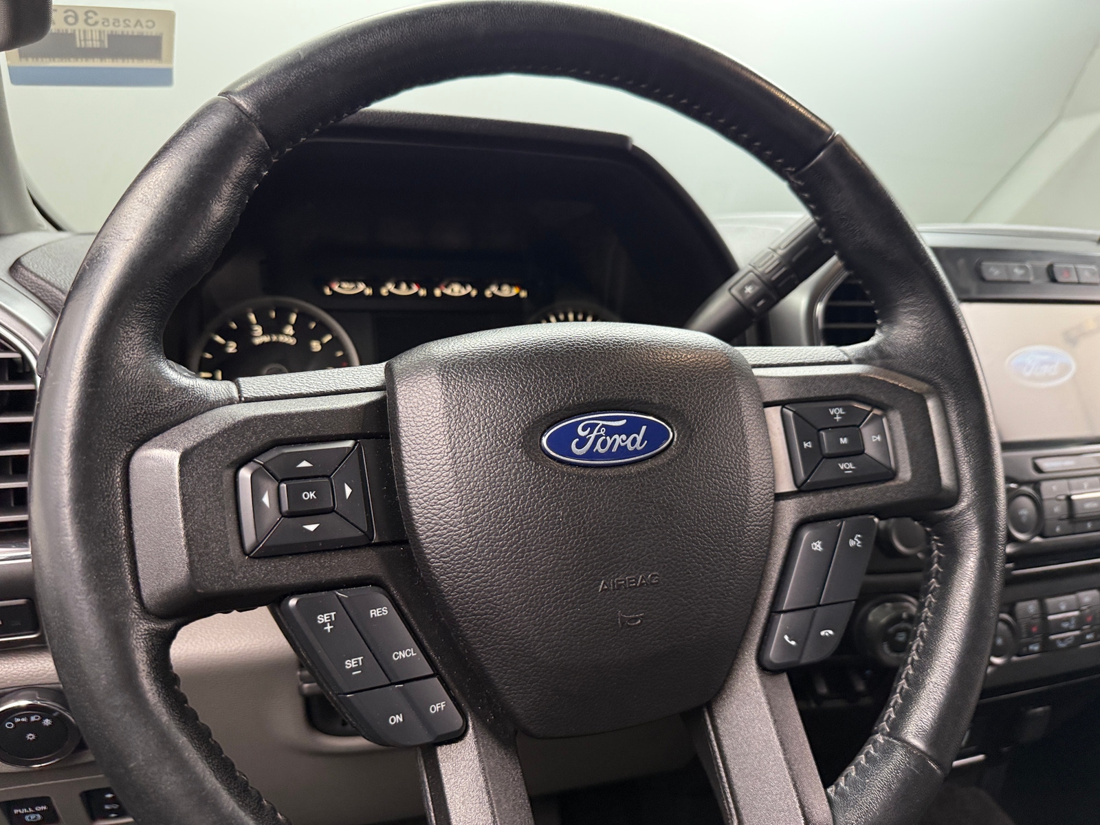 Thumbnail: 2018 Ford Econoline - 5