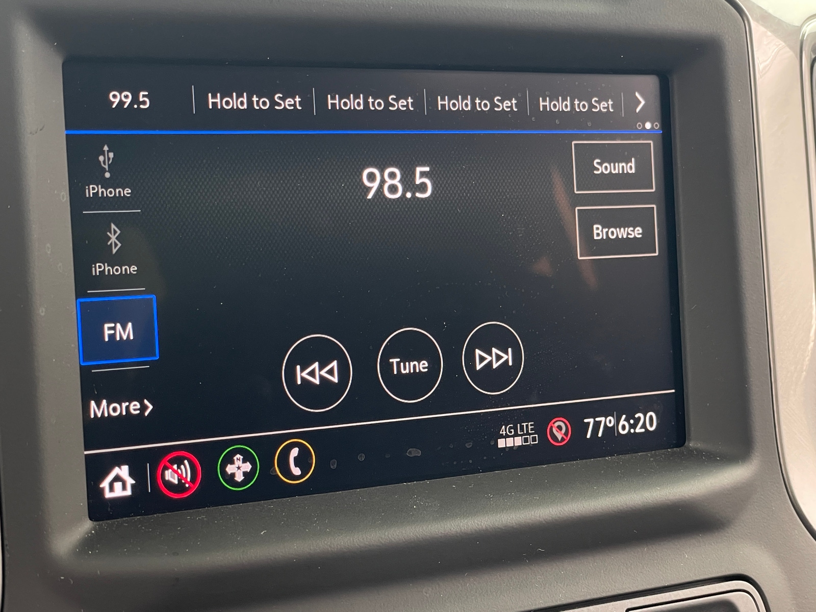 Thumbnail: 2020 Chevrolet Silverado 1500 - 4