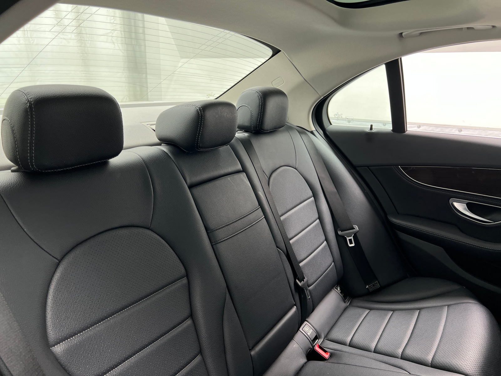 Thumbnail: 2015 Mercedes-Benz C-Class - 5