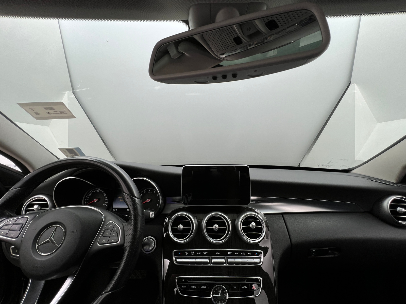 Thumbnail: 2015 Mercedes-Benz C-Class - 2