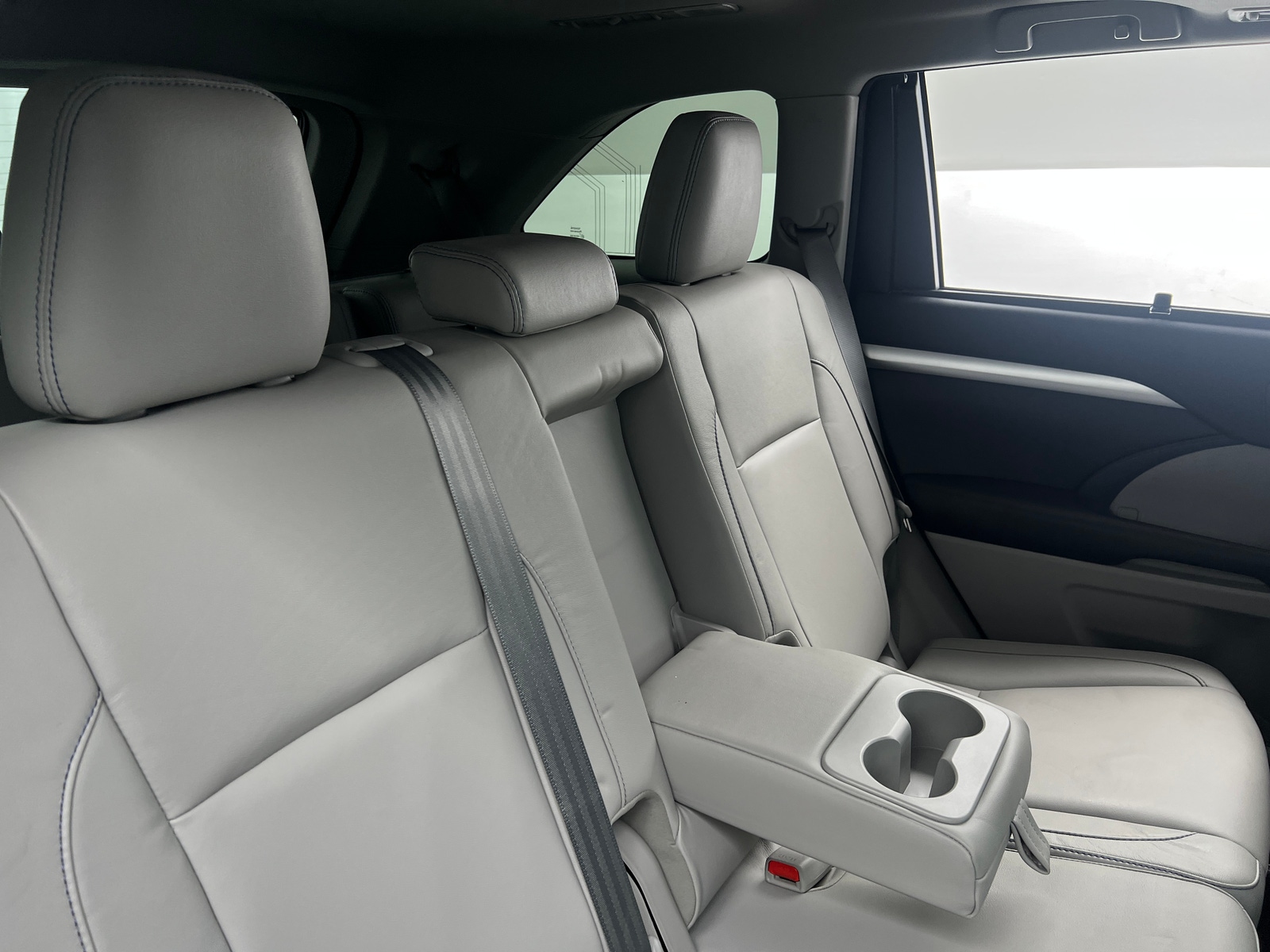 Thumbnail: 2018 Toyota Highlander - 5