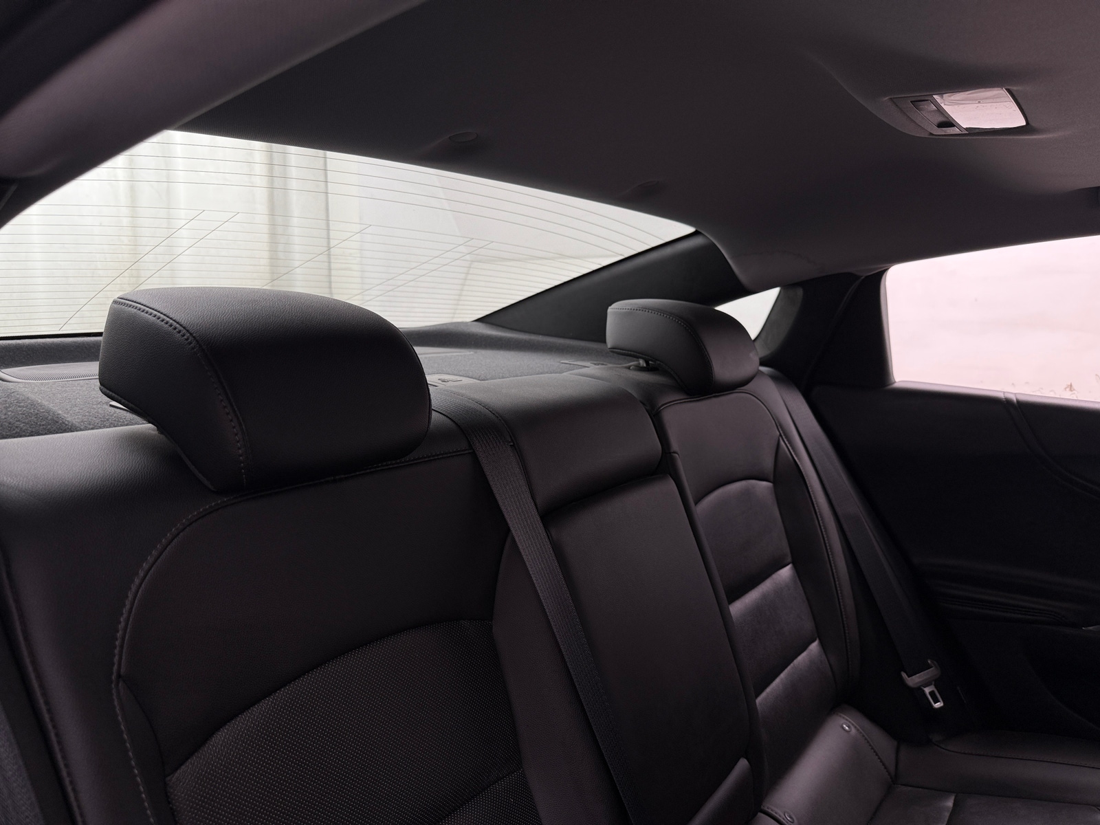 Thumbnail: 2017 Chevrolet Malibu - 5