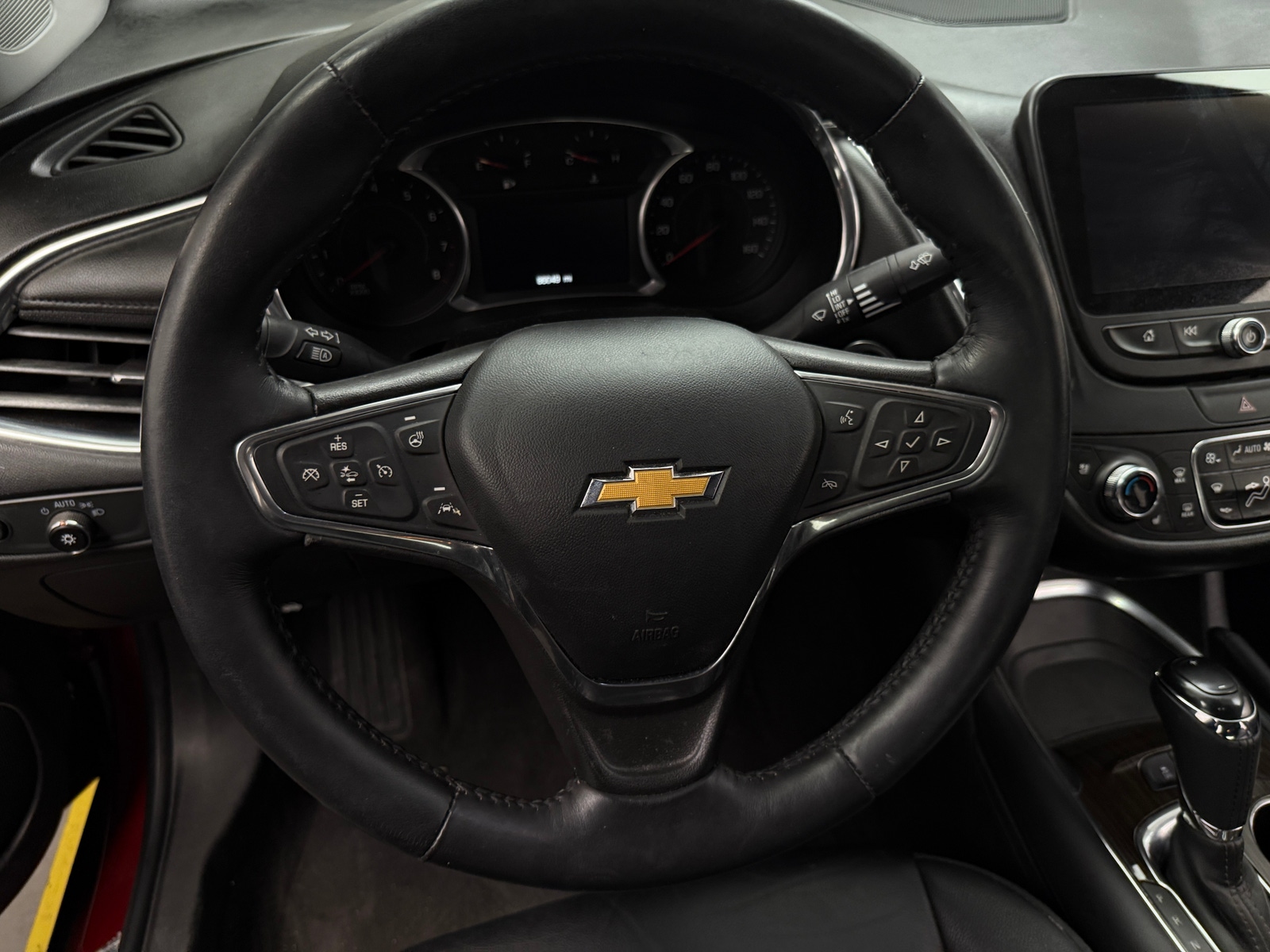 Thumbnail: 2017 Chevrolet Malibu - 4