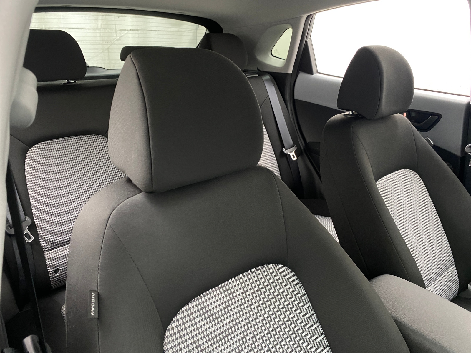 Thumbnail: 2021 Hyundai Kona - 2