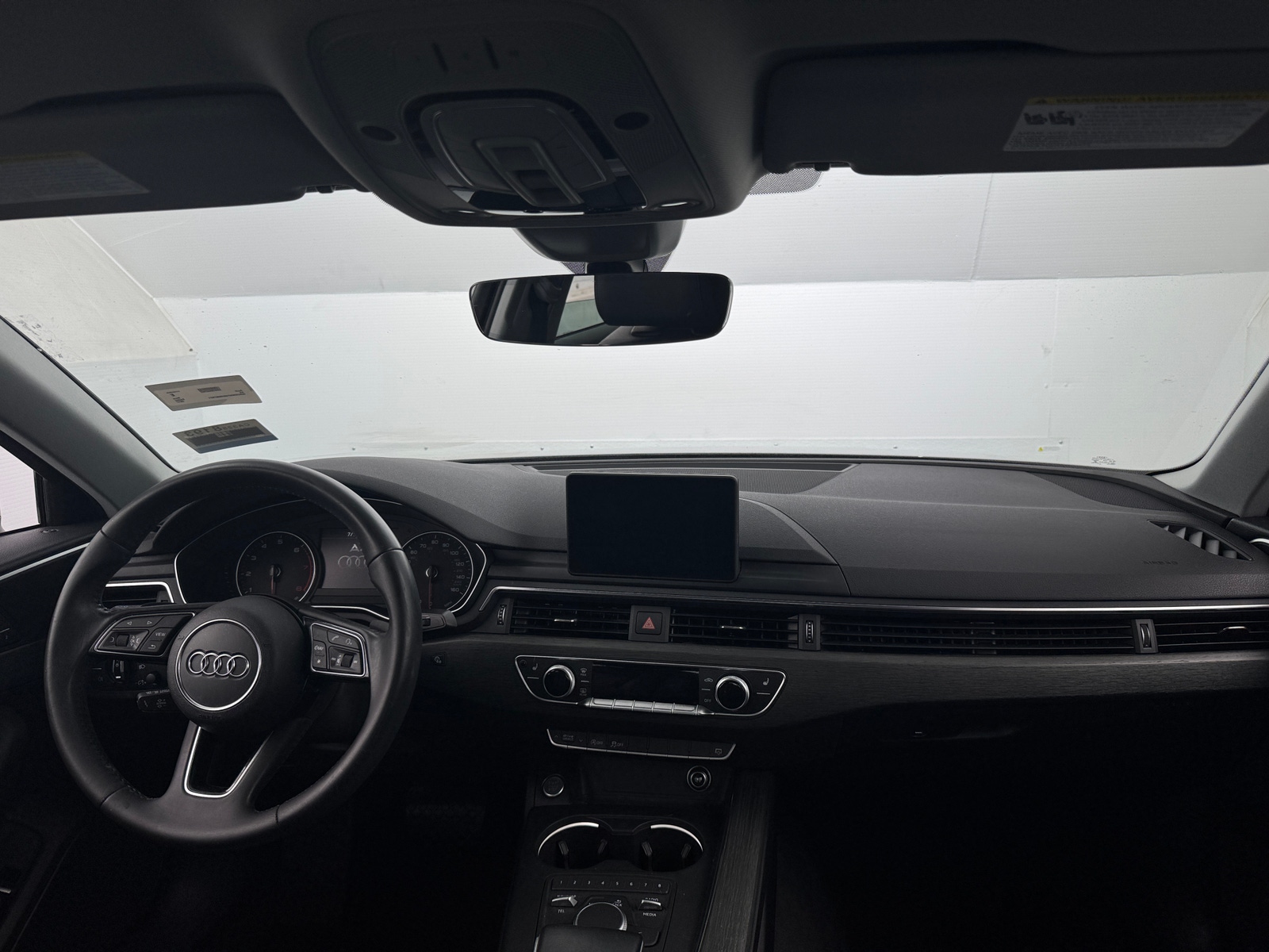 Thumbnail: 2017 Audi A4 - 2