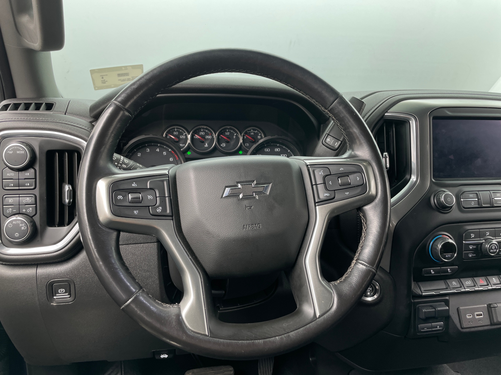 Thumbnail: 2021 Chevrolet Silverado 1500 - 5