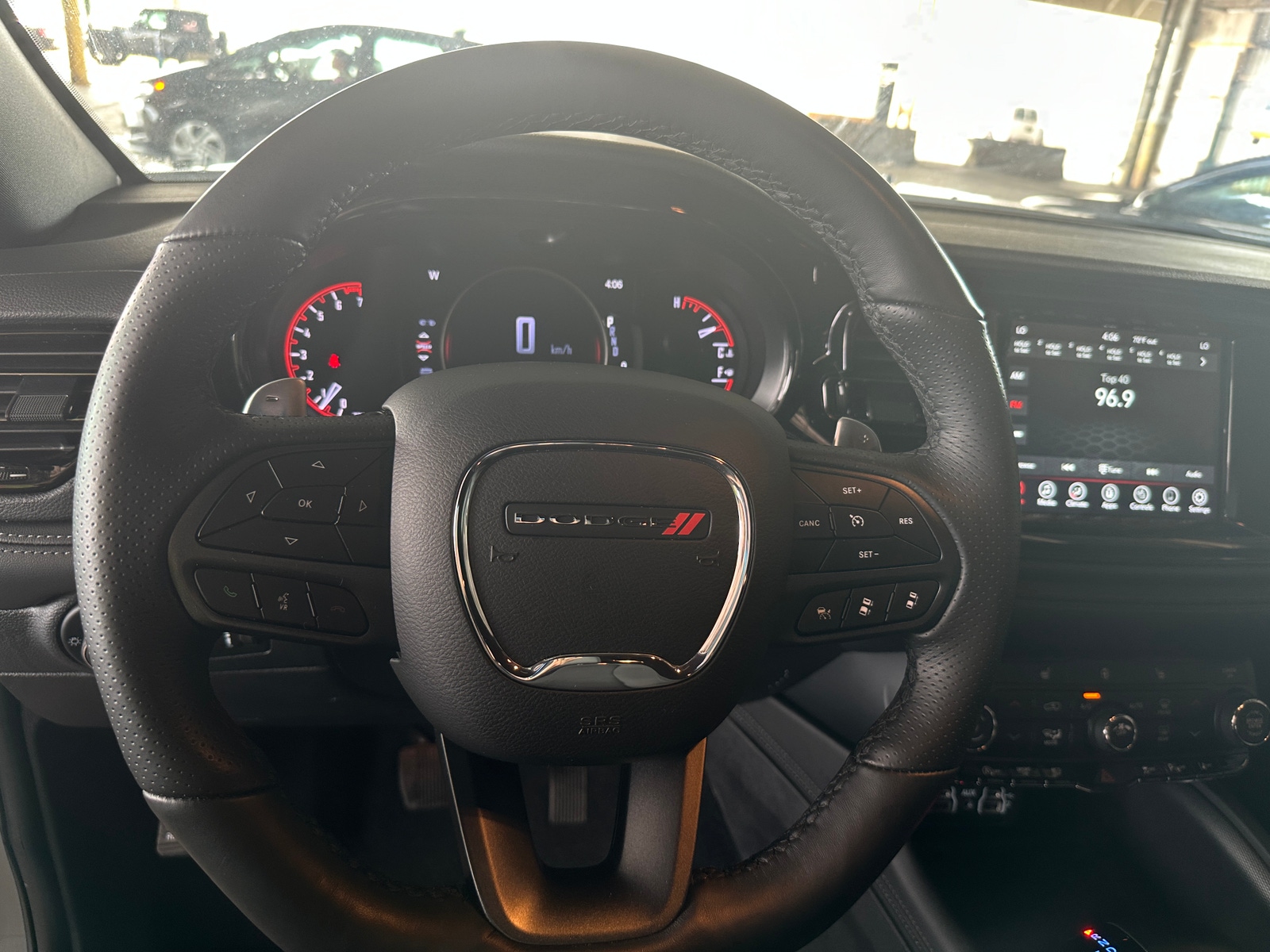 Thumbnail: 2022 Dodge Durango - 4