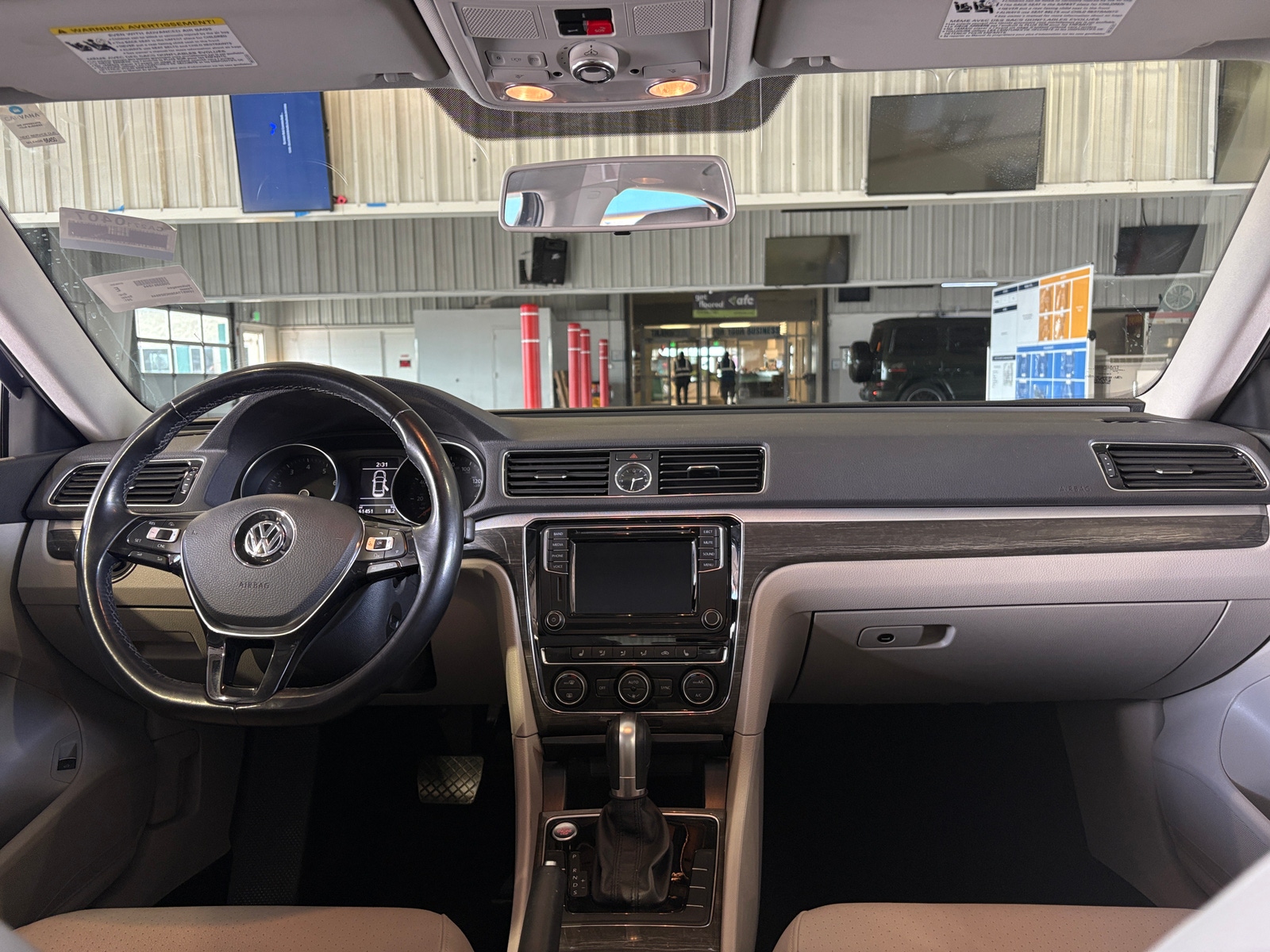 Thumbnail: 2017 Volkswagen Passat - 2