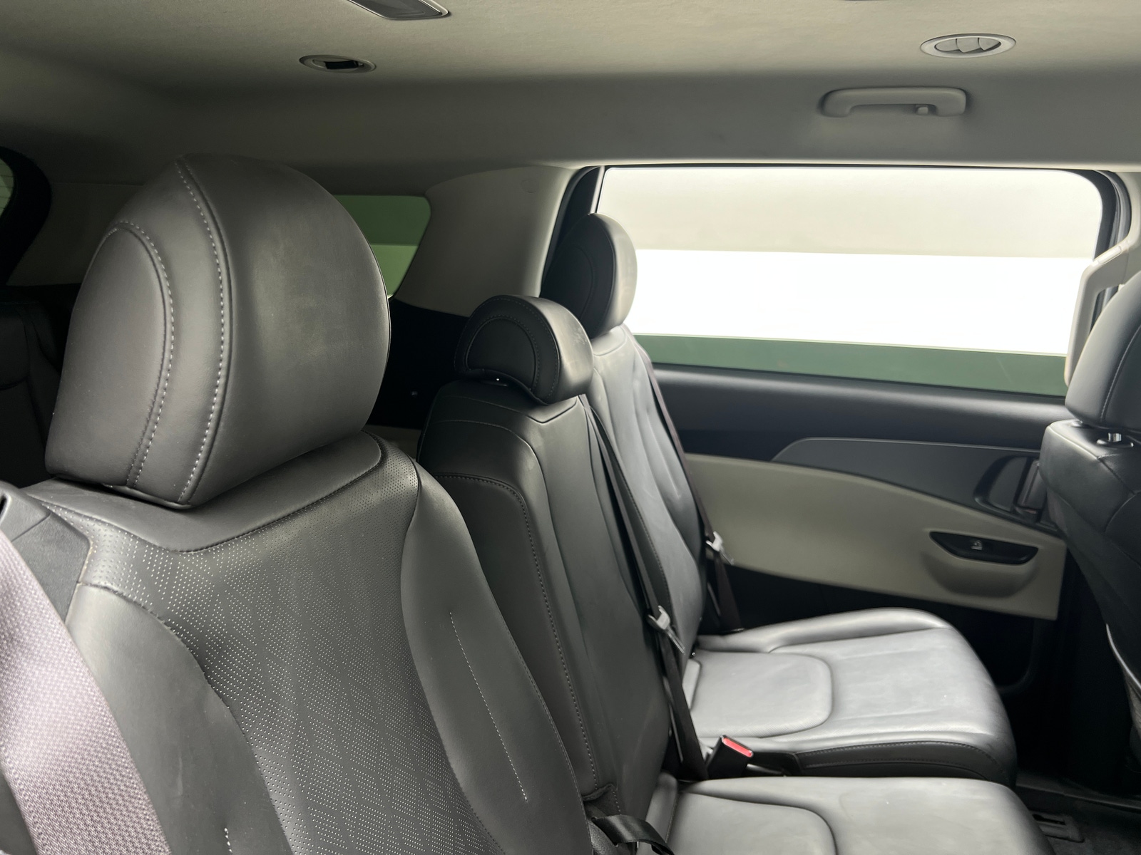Thumbnail: 2022 Kia Carnival - 6