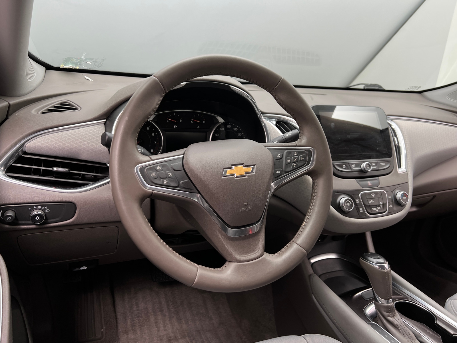 Thumbnail: 2018 Chevrolet Malibu - 5