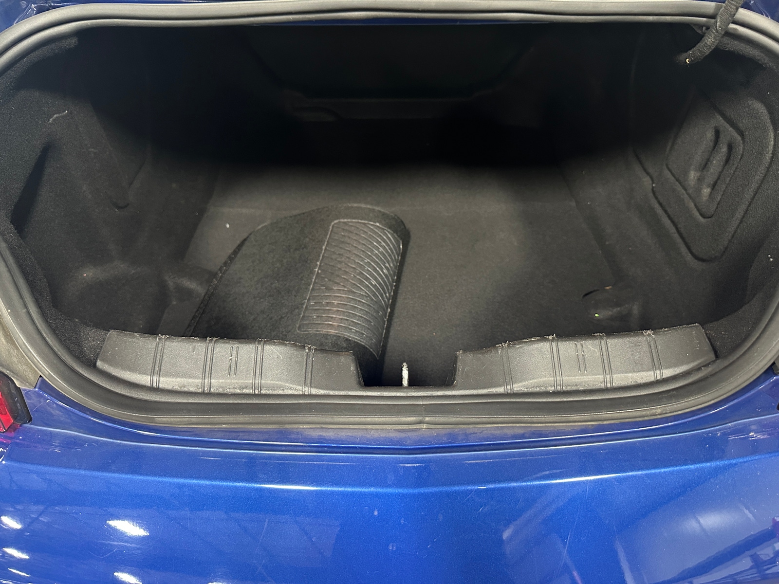 Thumbnail: 2019 Chevrolet Camaro - 4