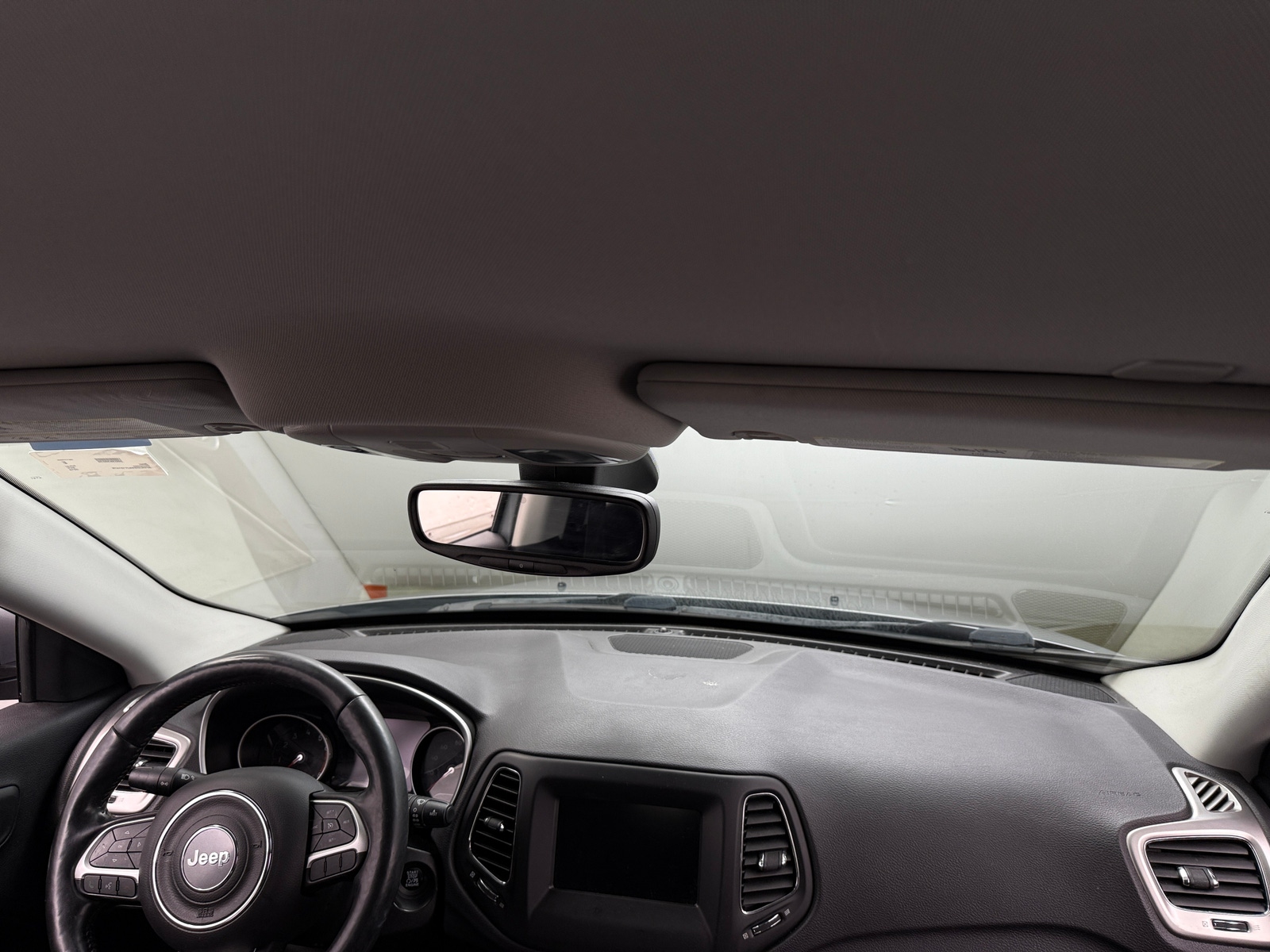 Thumbnail: 2018 Jeep Compass - 3