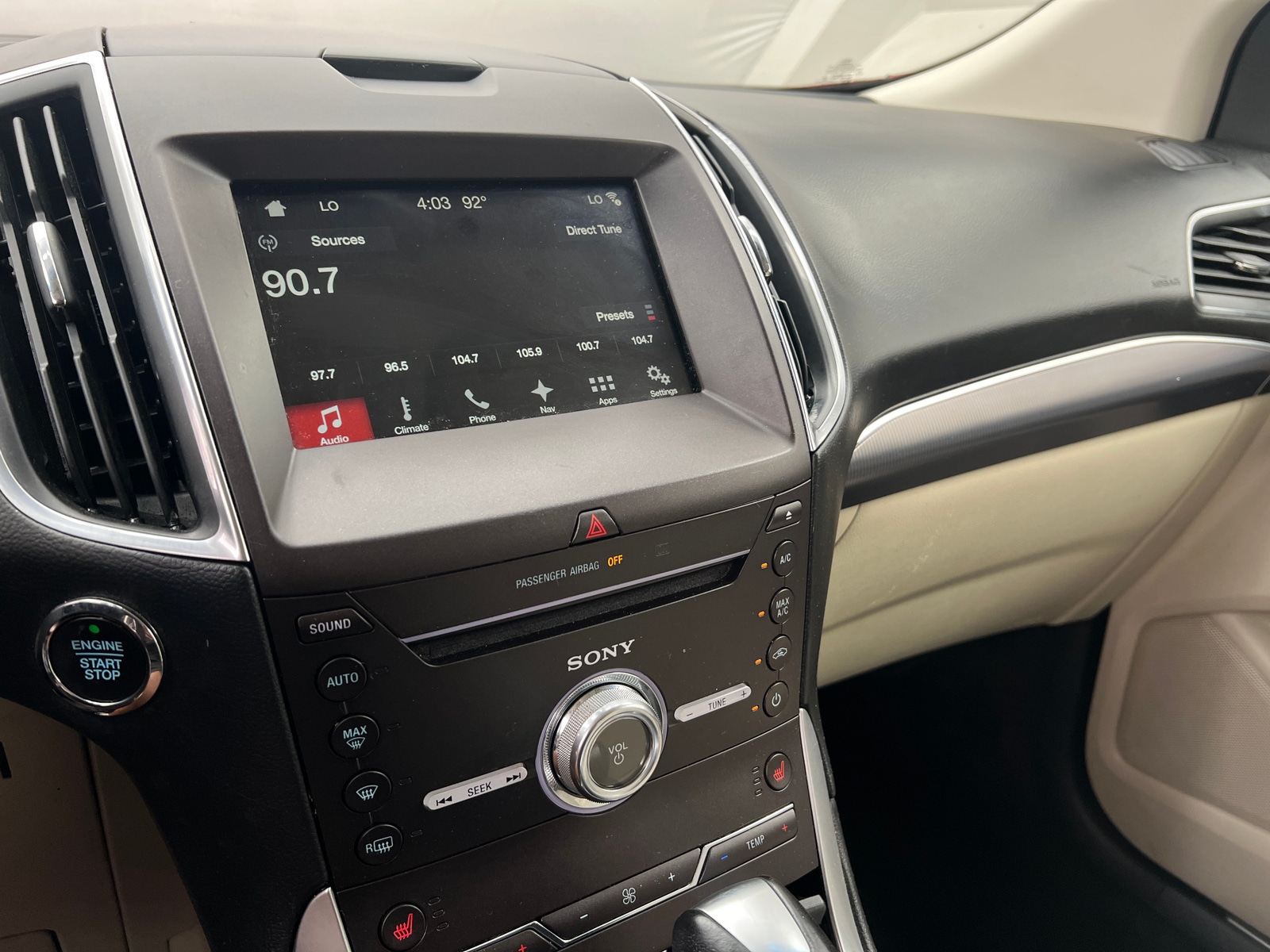 Thumbnail: 2018 Ford Edge - 3