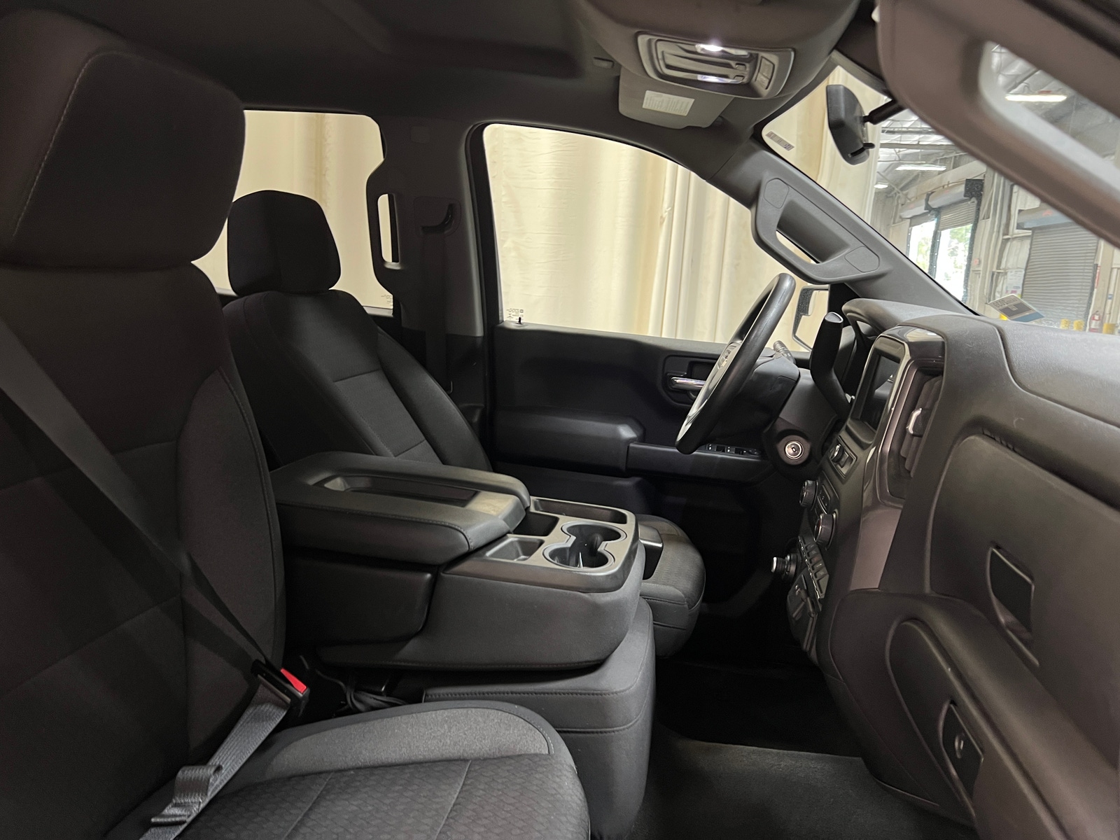 Thumbnail: 2022 Chevrolet Silverado 1500 - 2