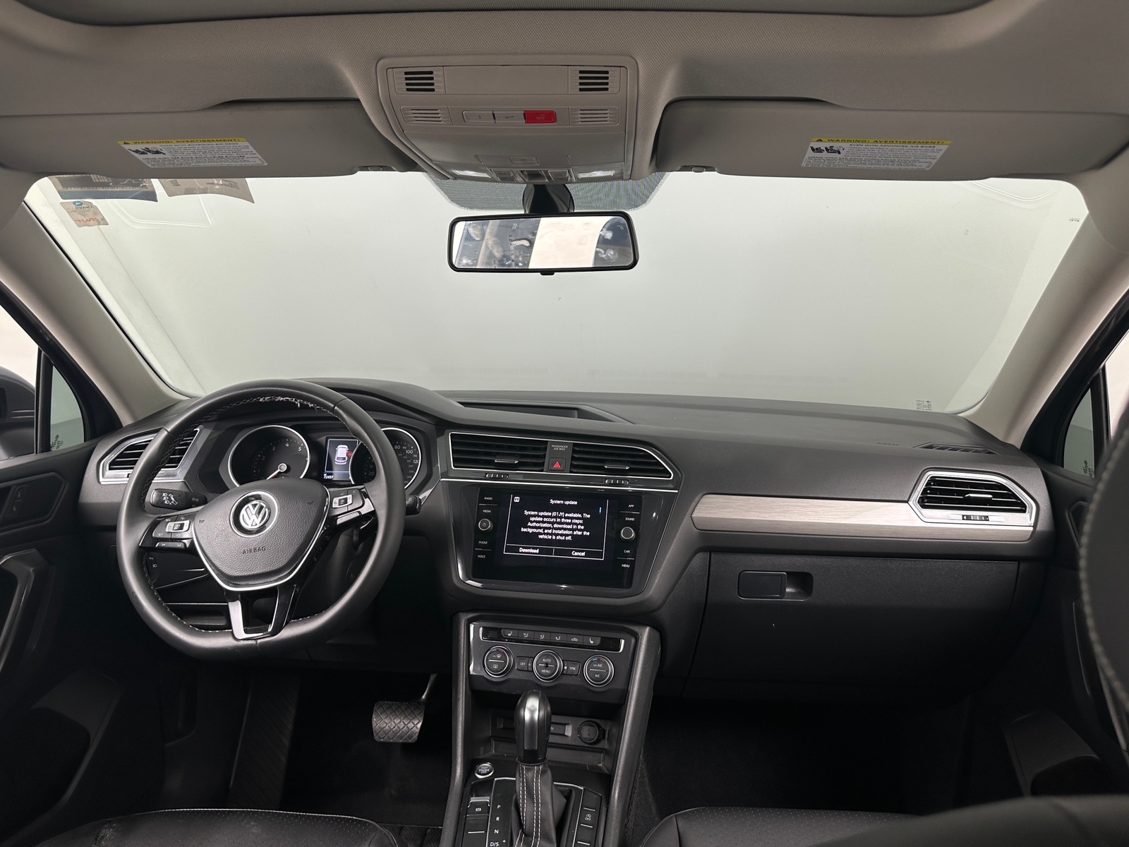 Thumbnail: 2021 Volkswagen Tiguan - 2