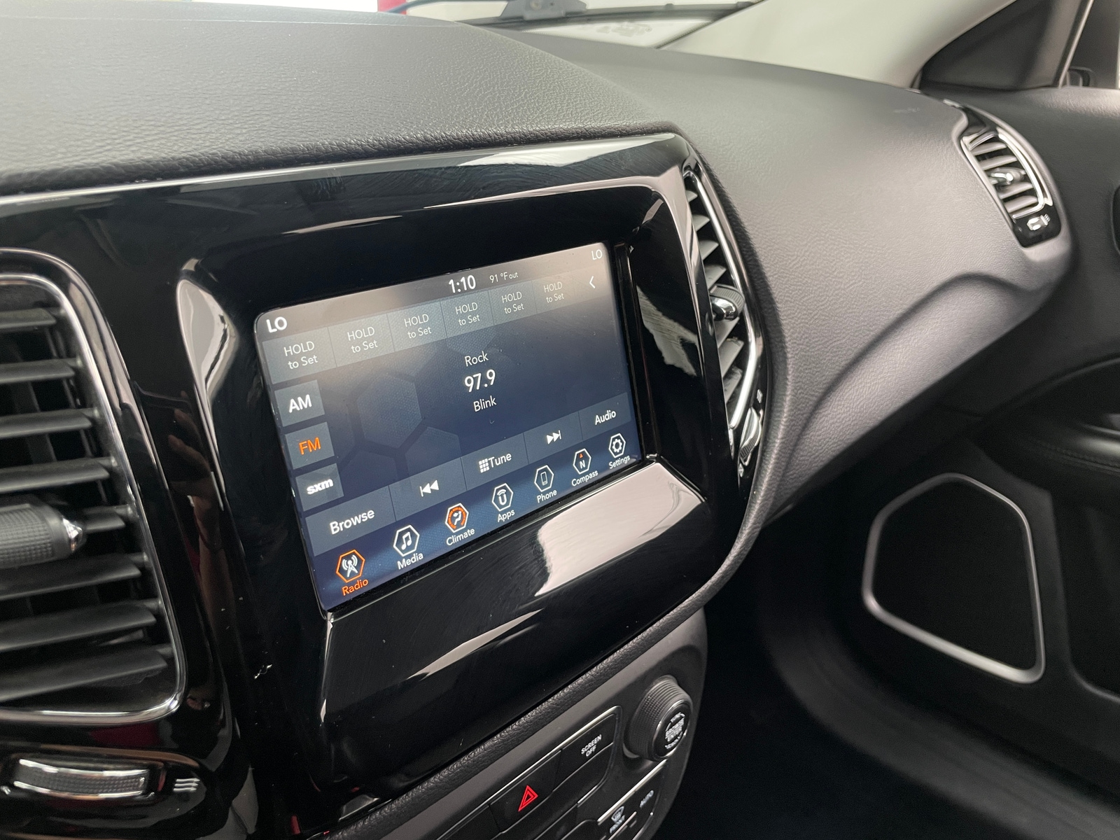 Thumbnail: 2019 Jeep Compass - 4