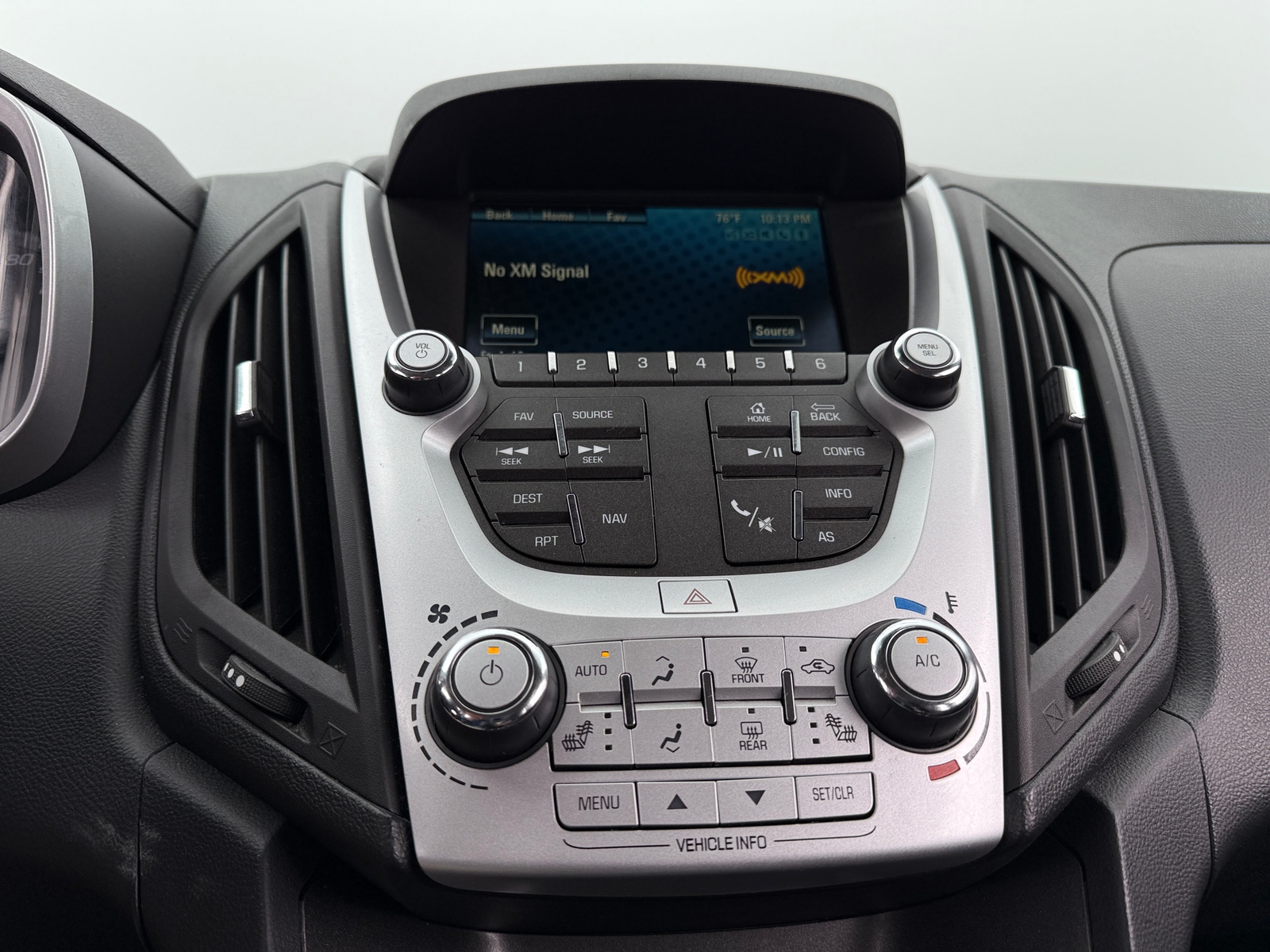 Thumbnail: 2016 Chevrolet Equinox - 3