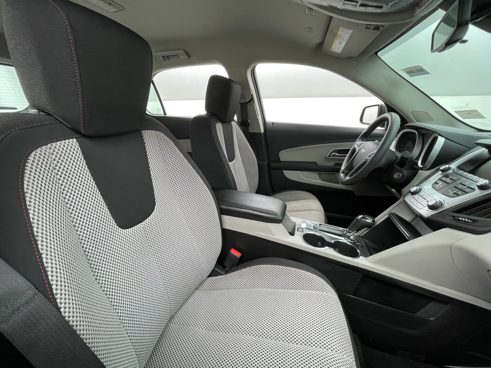 Thumbnail: 2017 Chevrolet Equinox - 2