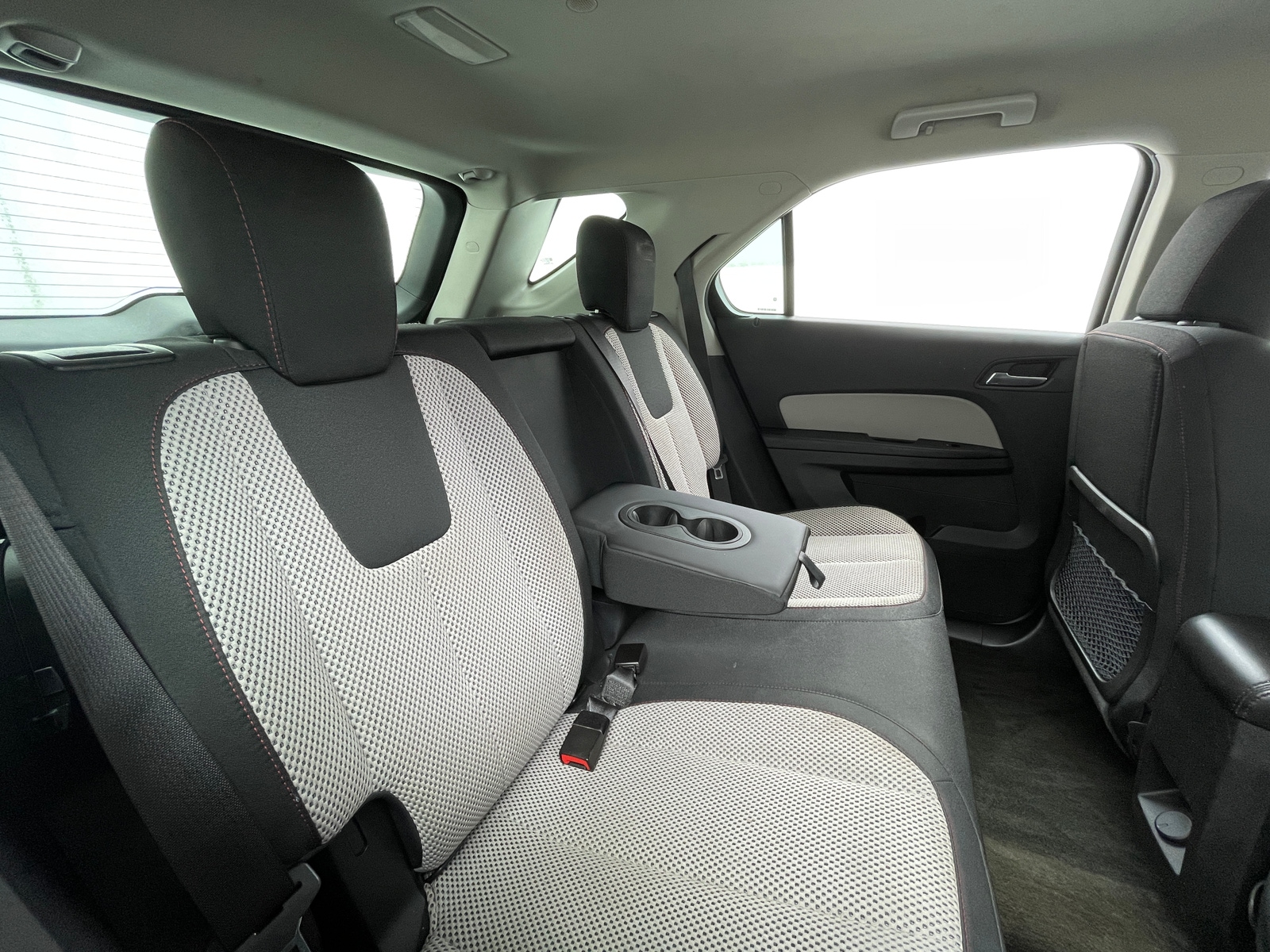 Thumbnail: 2017 Chevrolet Equinox - 6