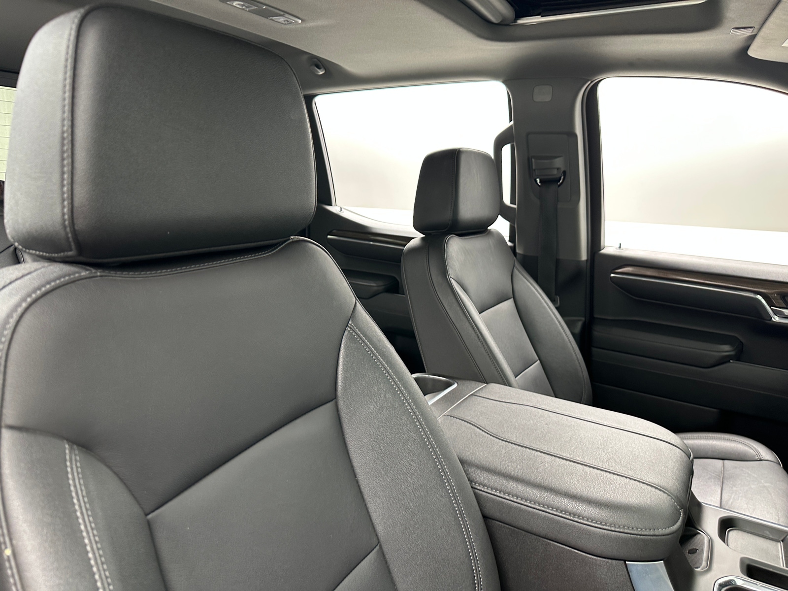 Thumbnail: 2024 Chevrolet Silverado 1500 - 2