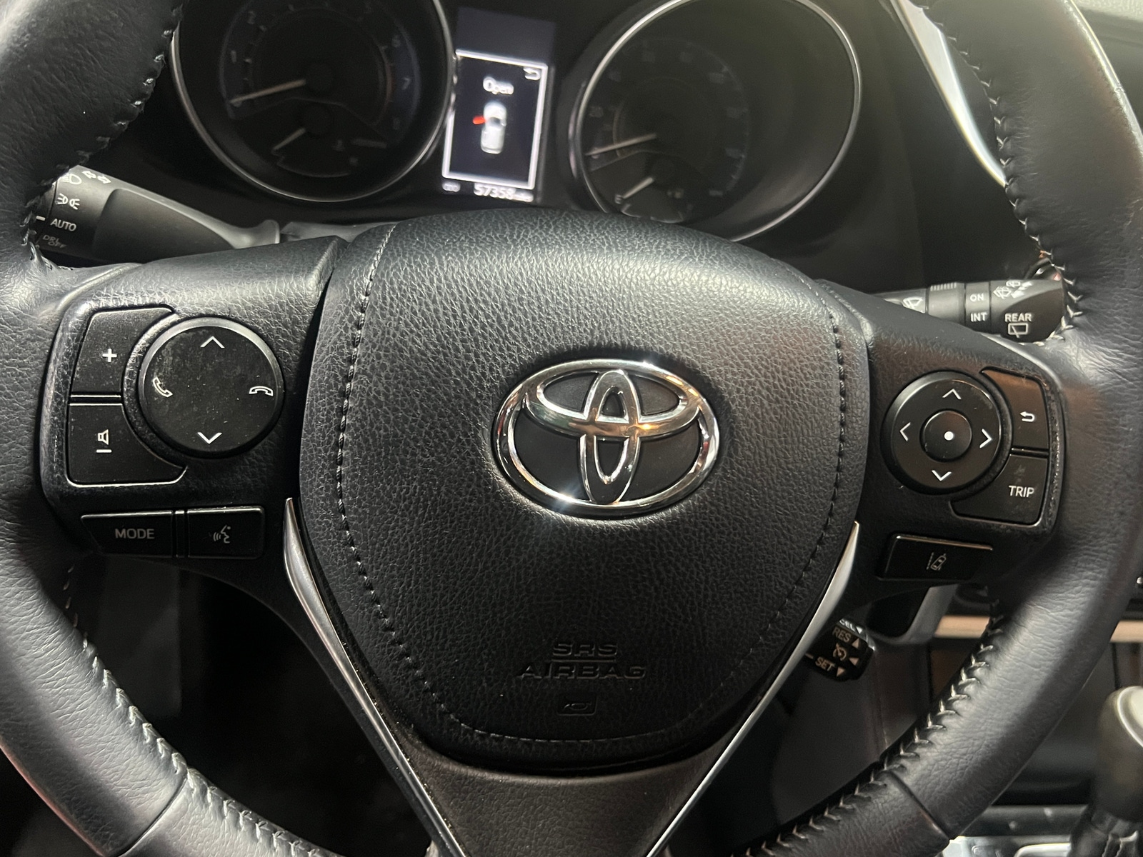 Thumbnail: 2018 Toyota Corolla iM - 5