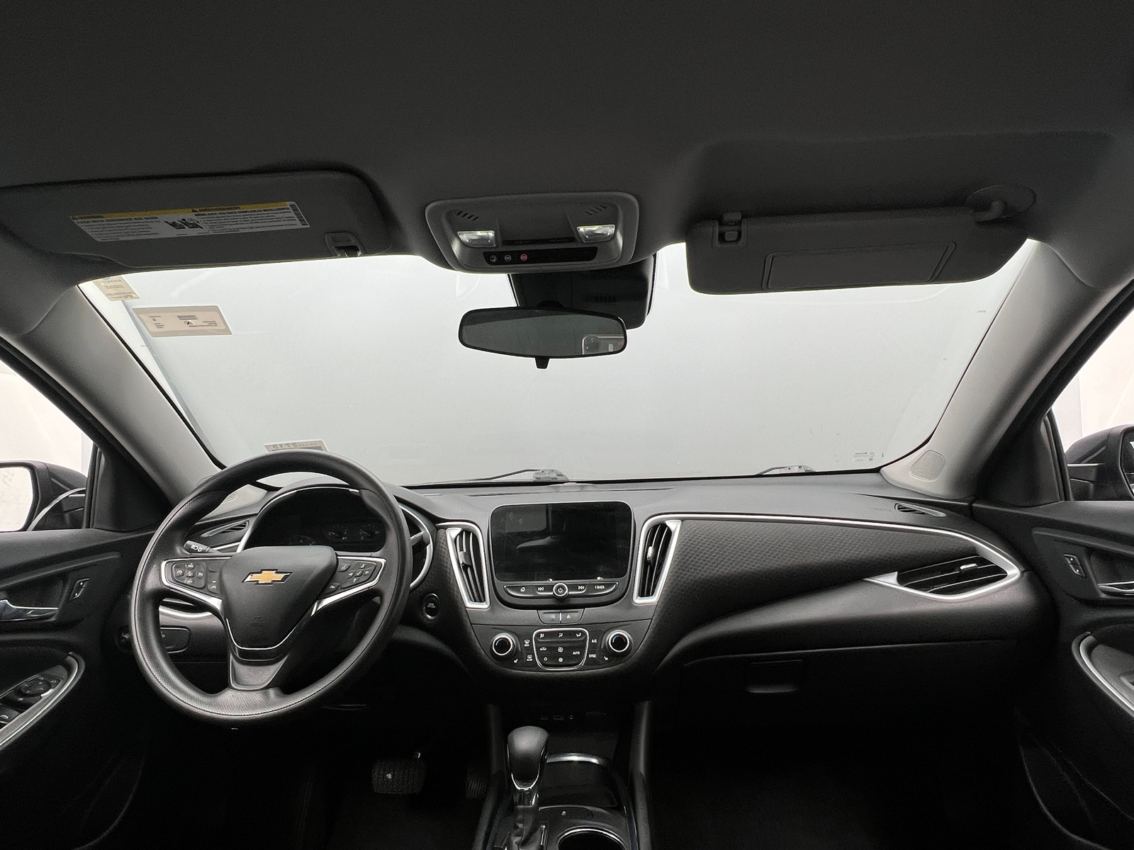 Thumbnail: 2023 Chevrolet Malibu - 3