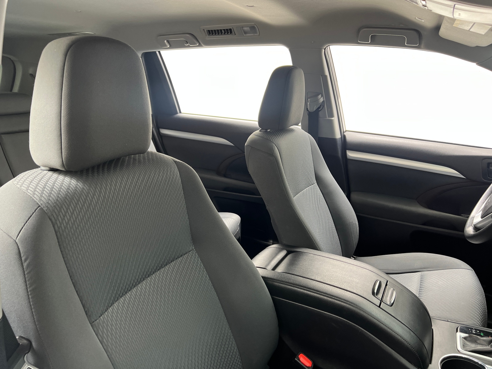 Thumbnail: 2019 Toyota Highlander - 2