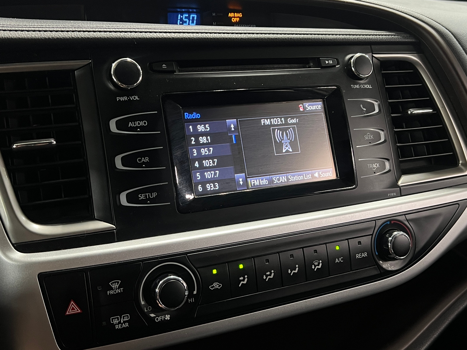 Thumbnail: 2019 Toyota Highlander - 4