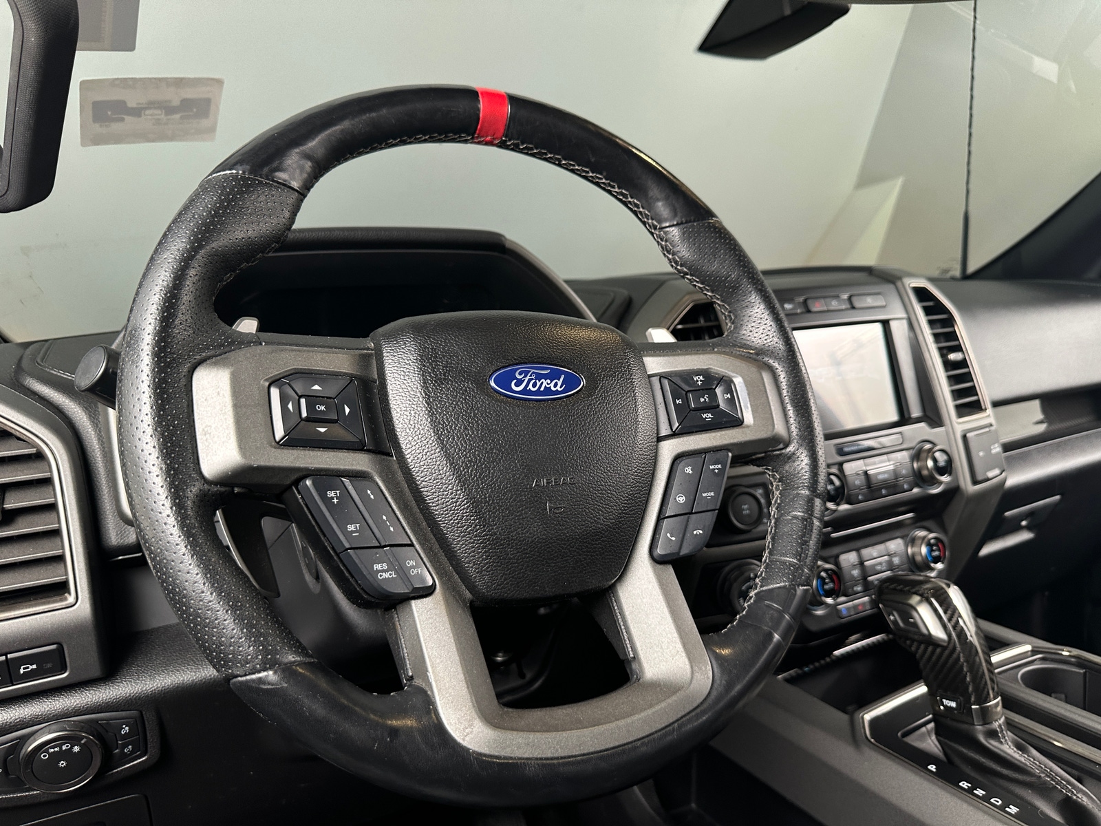 Thumbnail: 2018 Ford Econoline - 4