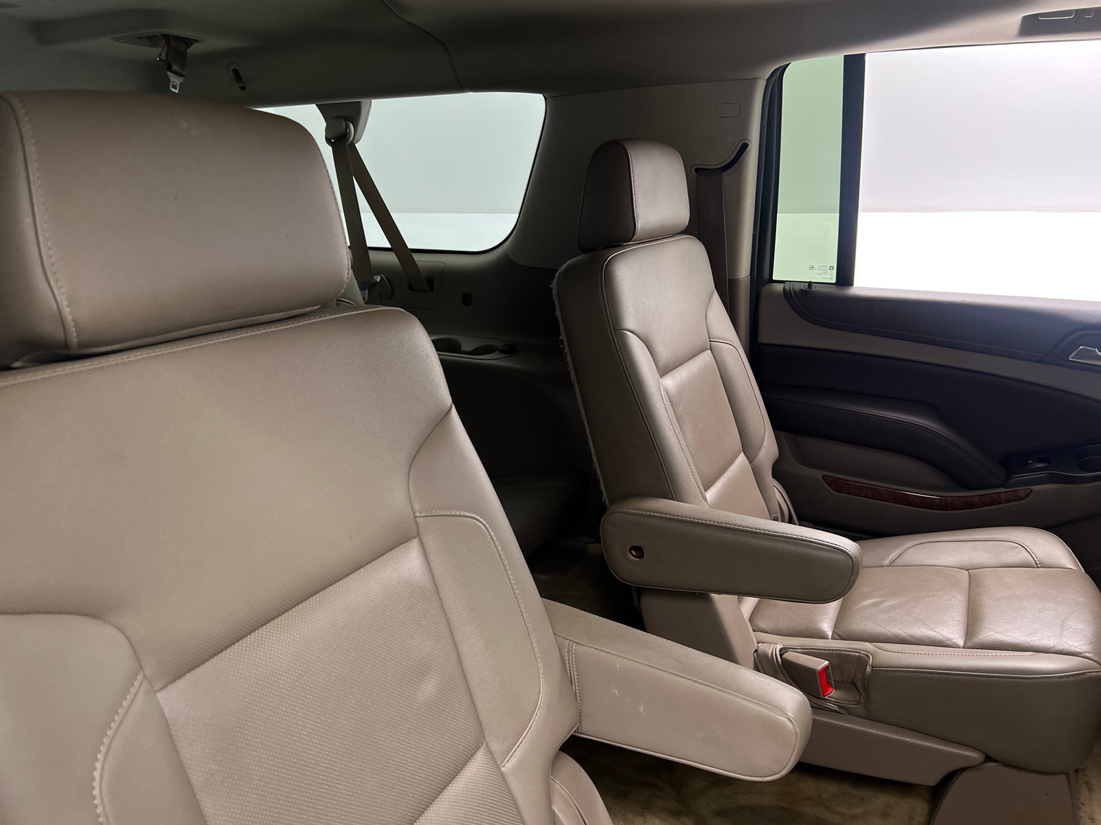 Thumbnail: 2015 Chevrolet Suburban - 5