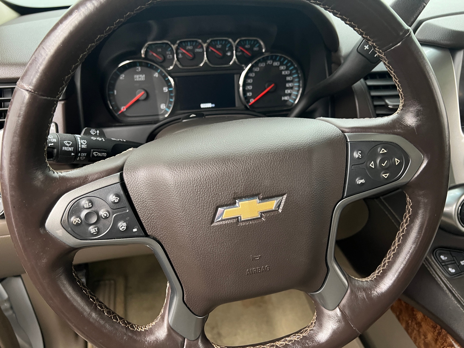 Thumbnail: 2015 Chevrolet Suburban - 4