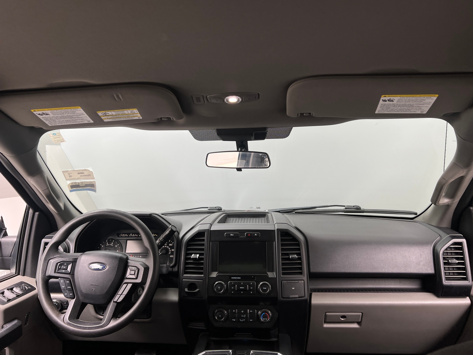 Thumbnail: 2019 Ford Econoline - 3