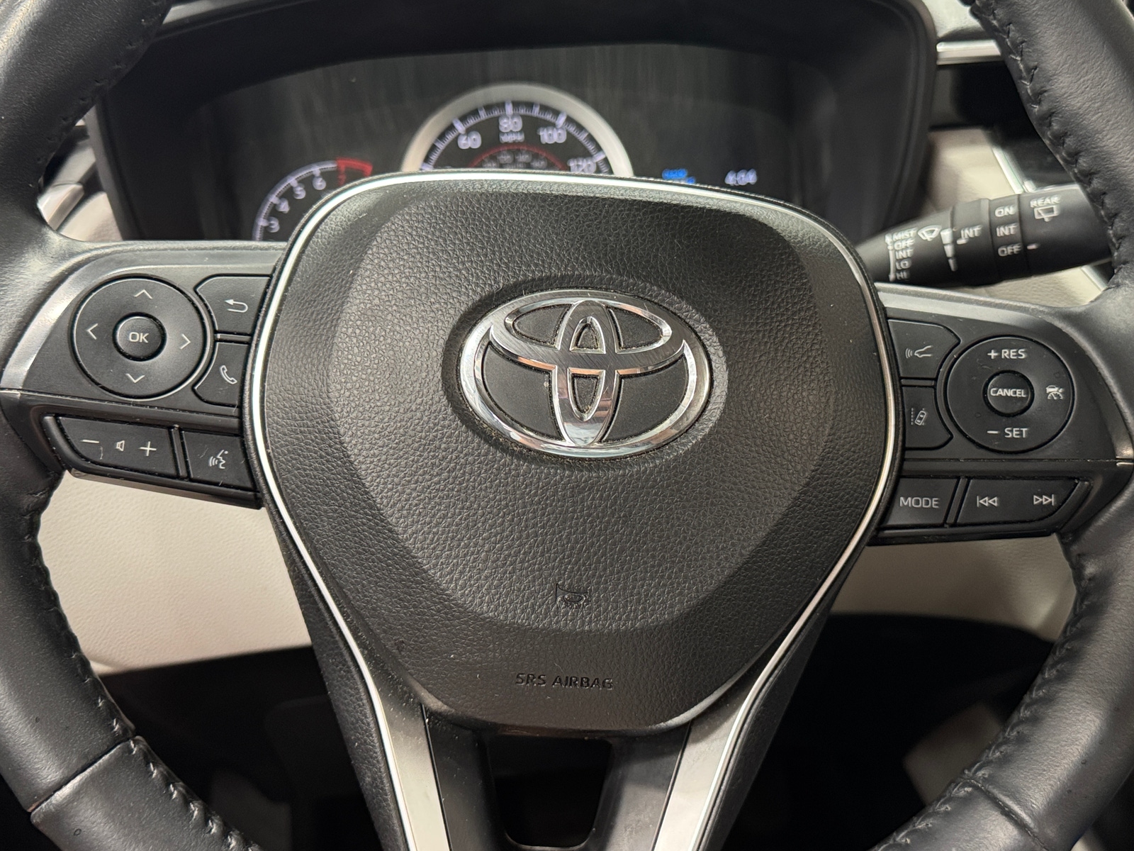 Thumbnail: 2022 Toyota Corolla Cross - 5