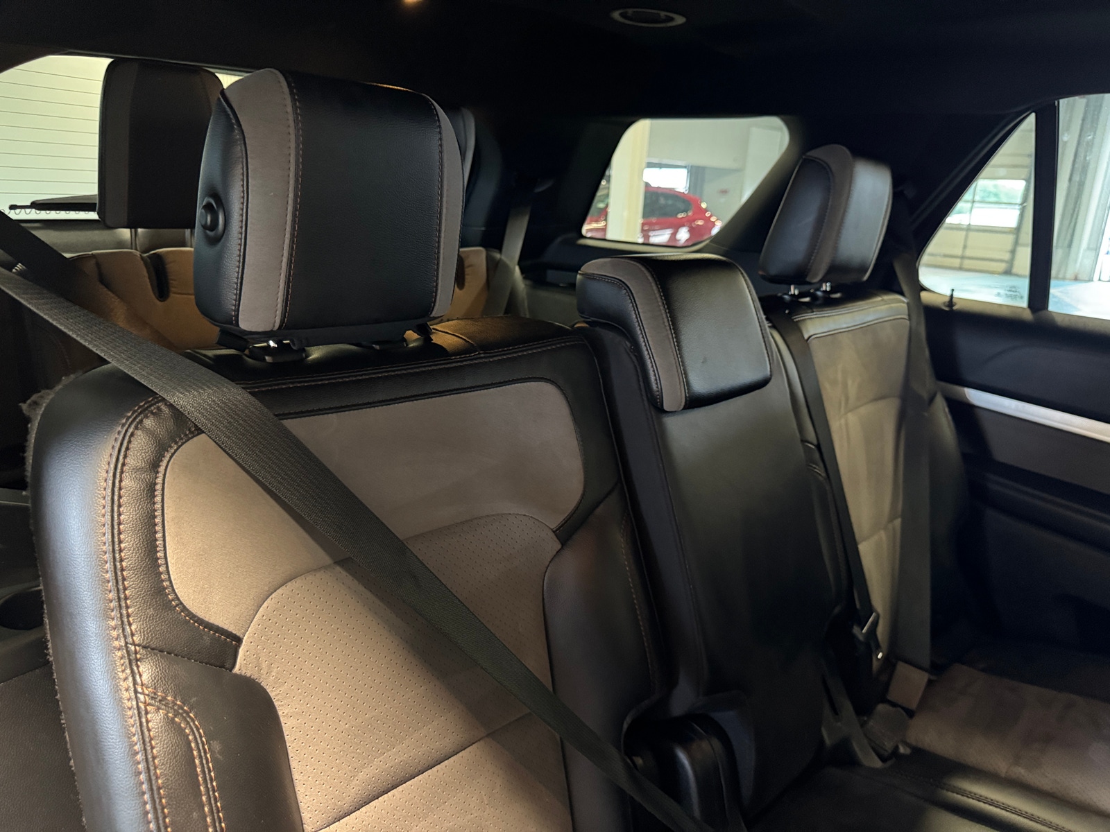 Thumbnail: 2017 Ford Explorer - 5