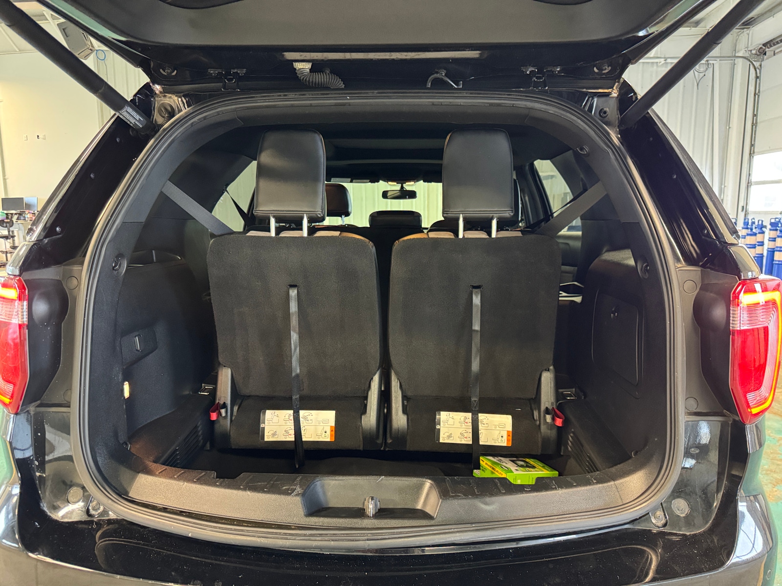 Thumbnail: 2017 Ford Explorer - 6