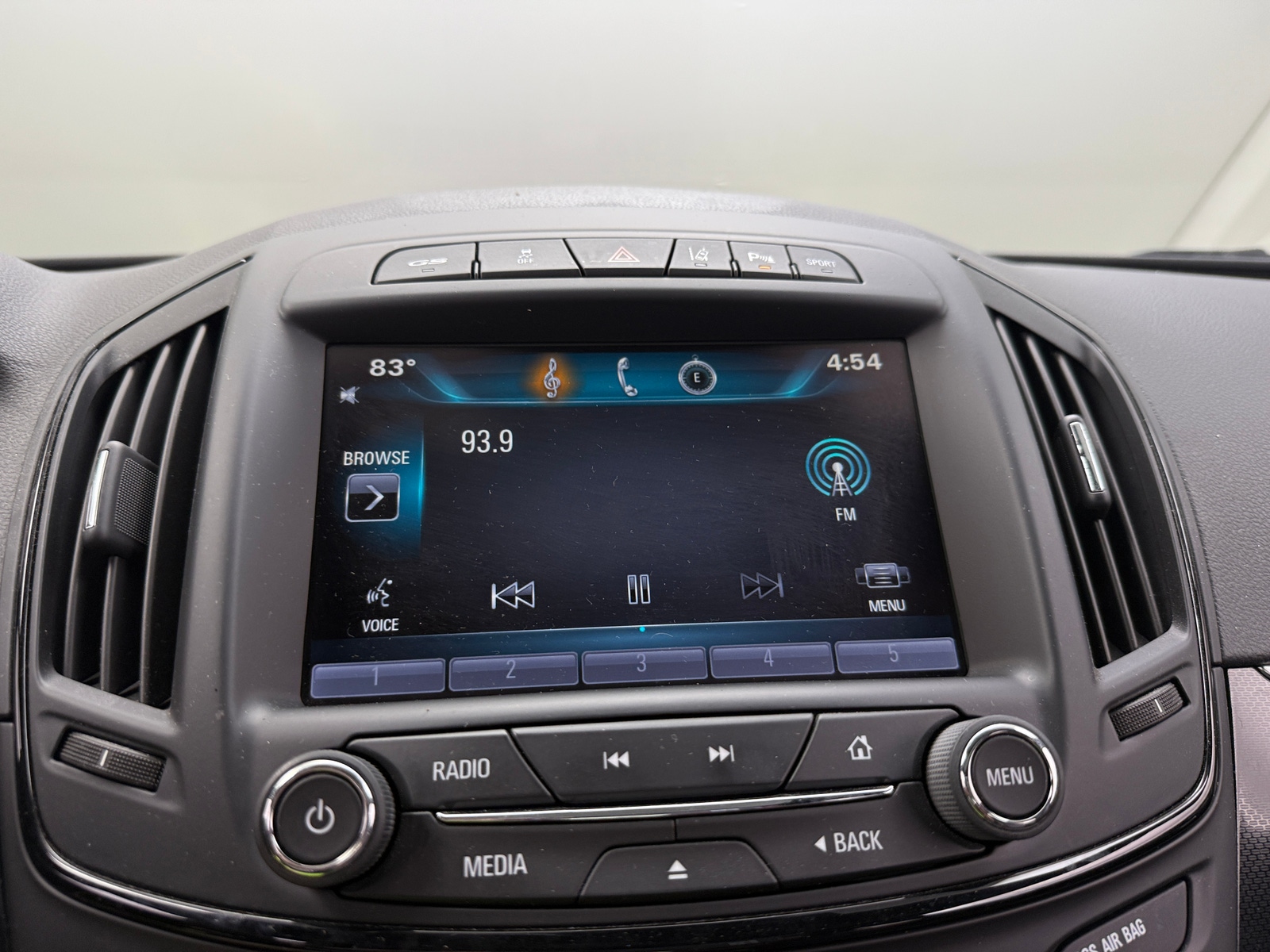 Thumbnail: 2015 Buick Regal - 3