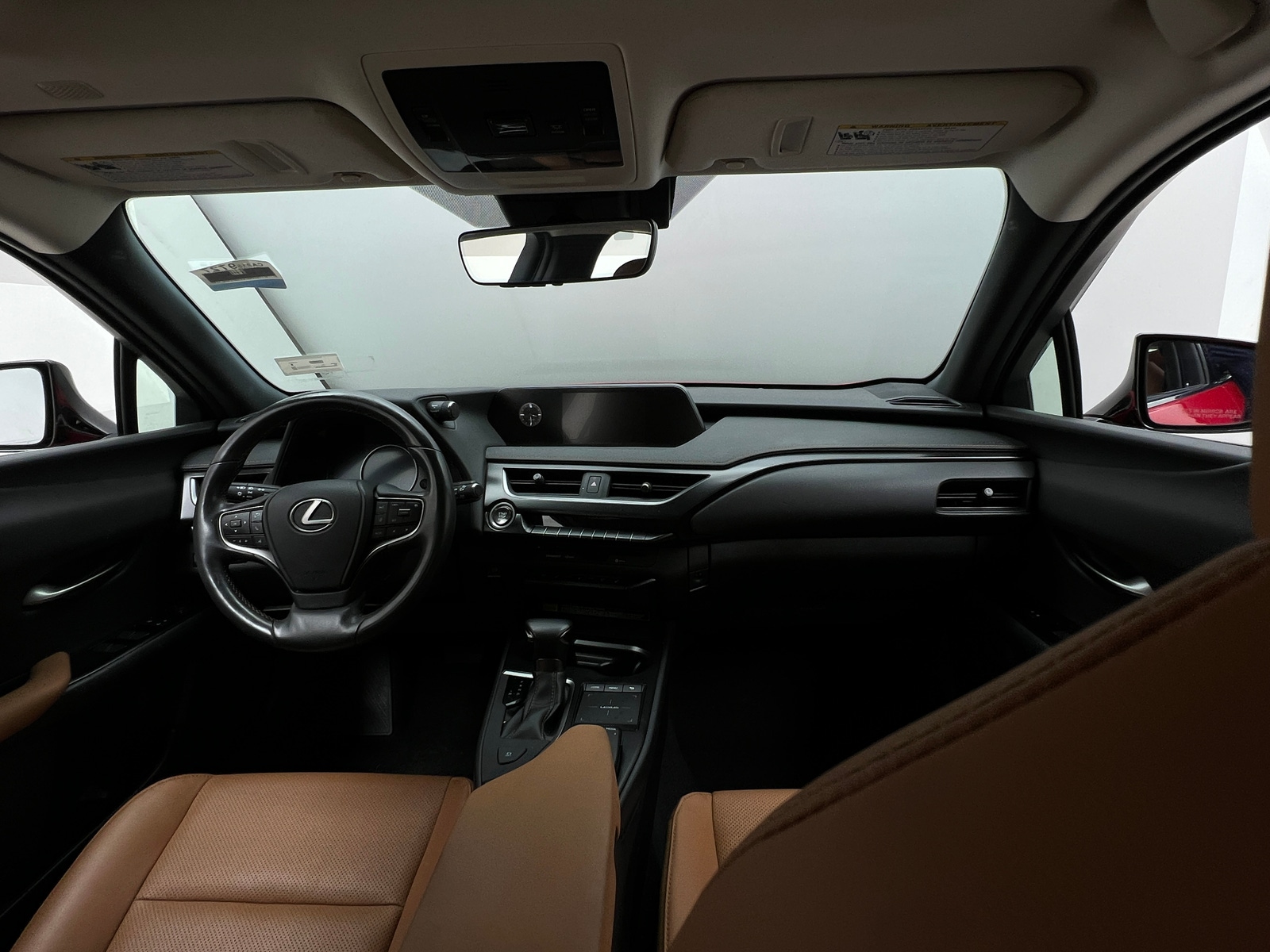 Thumbnail: 2022 Lexus UX - 2