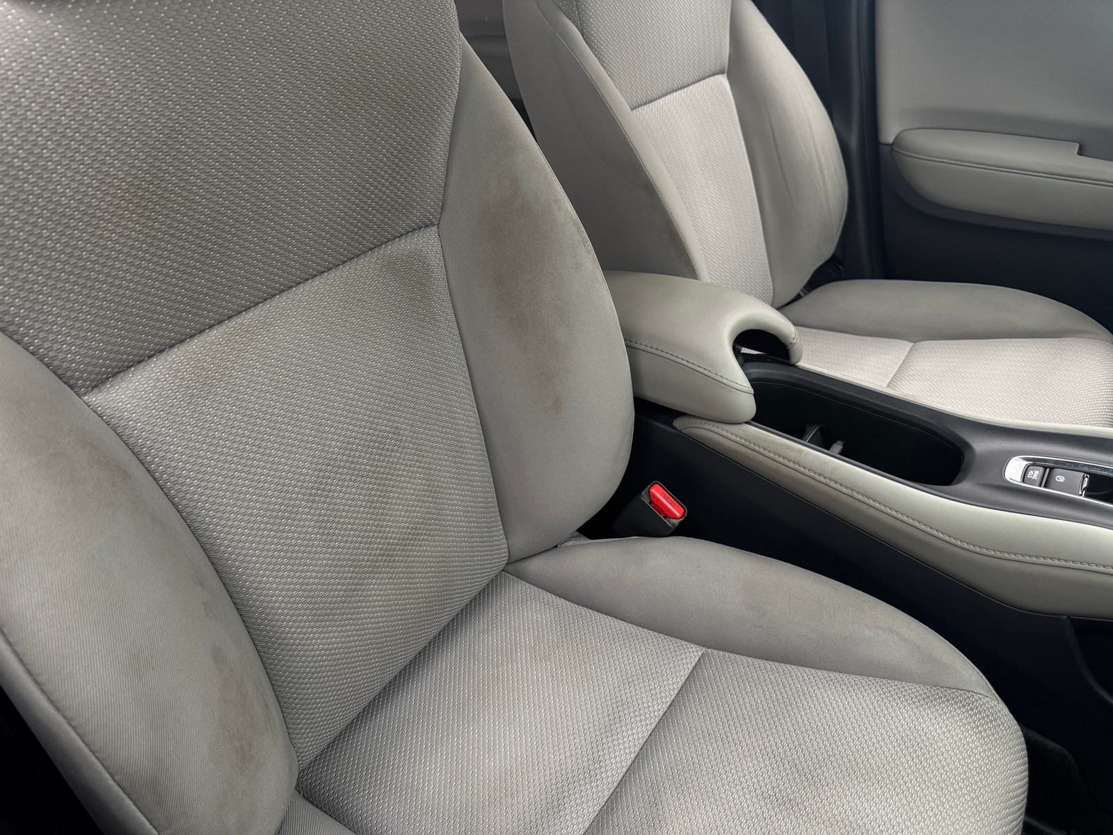 Thumbnail: 2016 Honda HR-V - 2