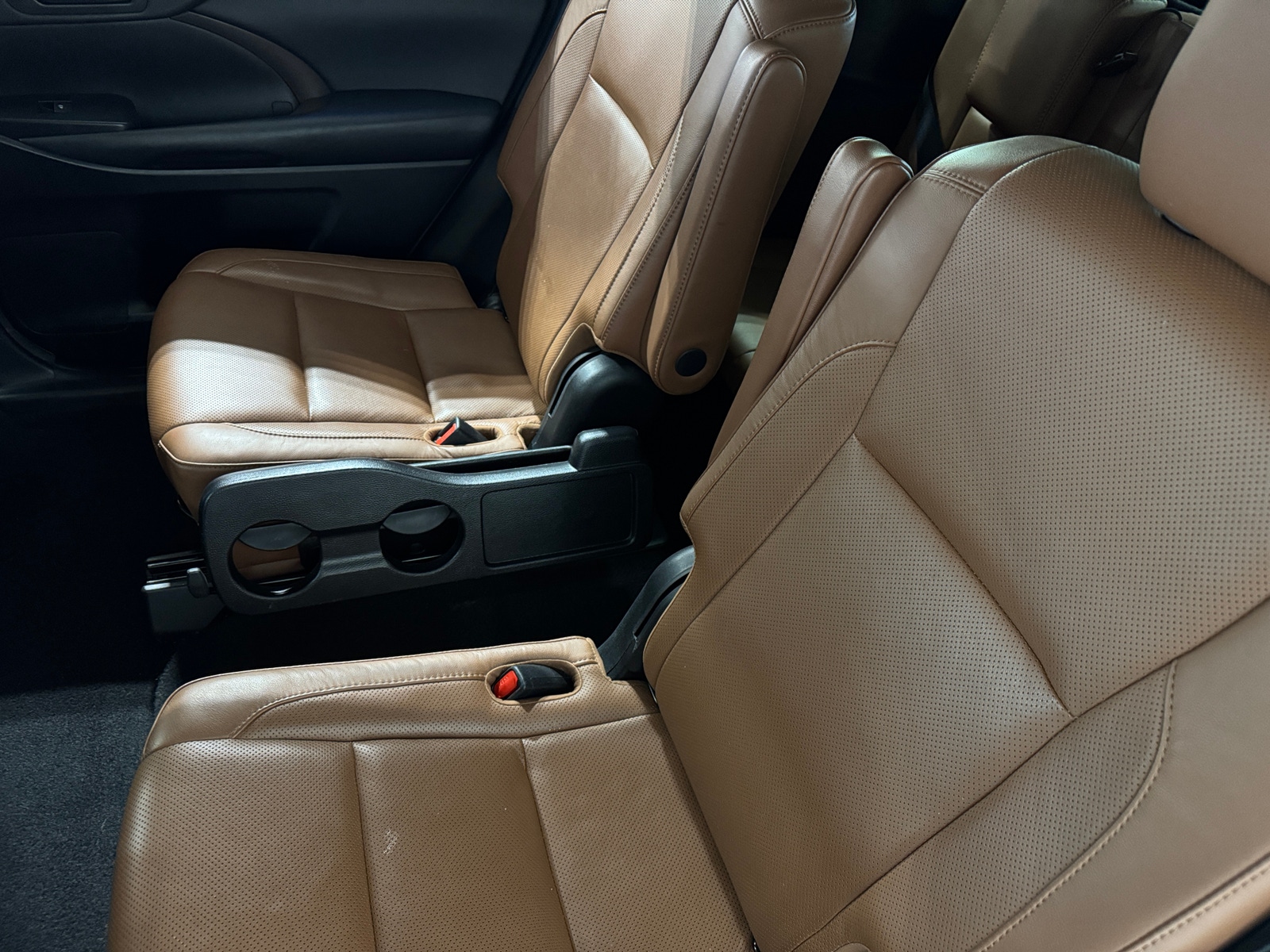 Thumbnail: 2018 Toyota Highlander - 5