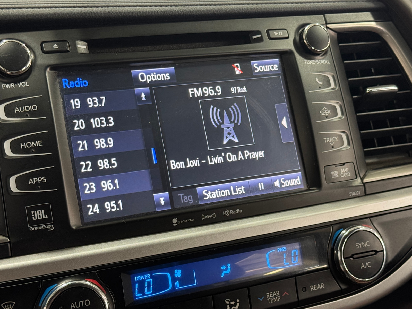 Thumbnail: 2018 Toyota Highlander - 3