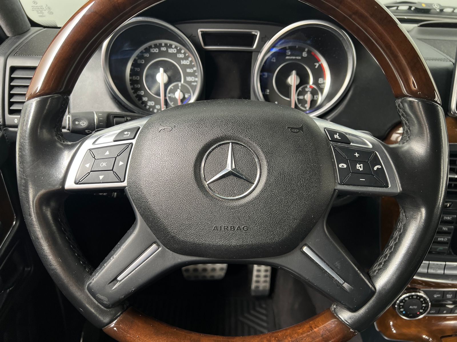 Thumbnail: 2014 Mercedes-Benz G-Class - 4