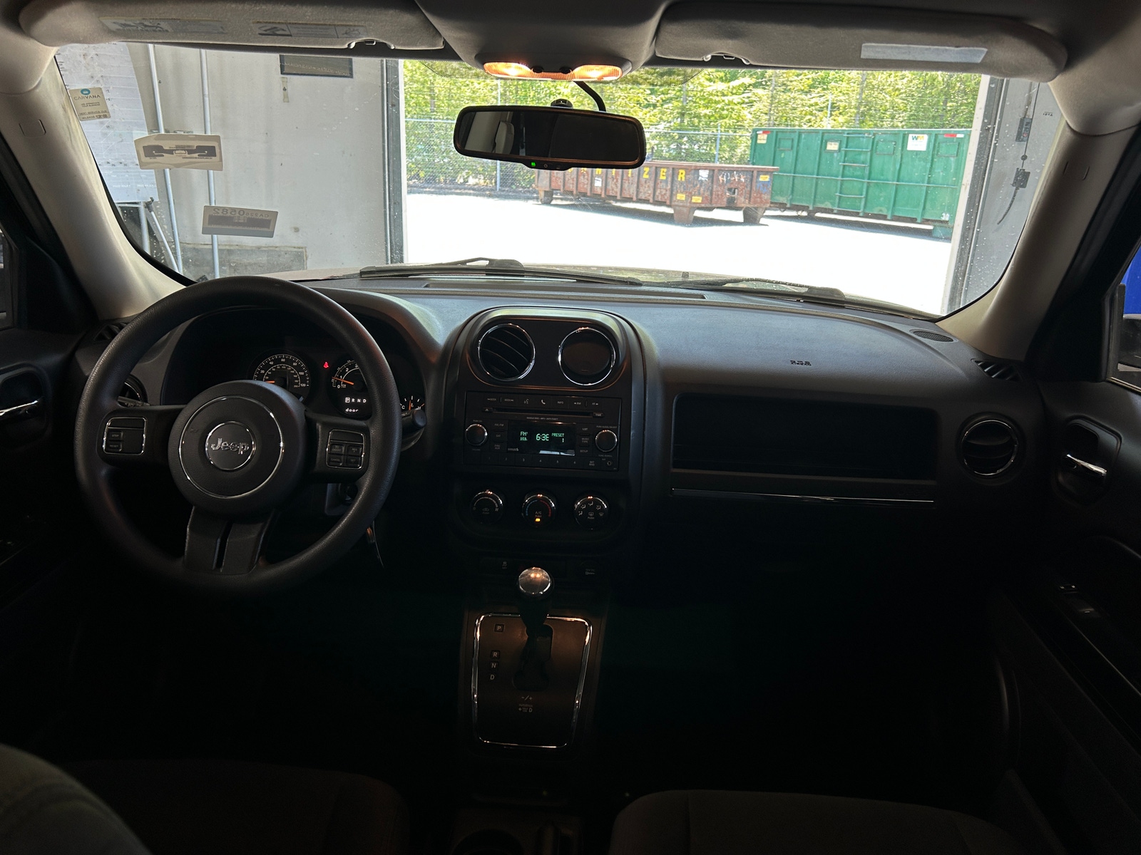 Thumbnail: 2014 Jeep Patriot - 3