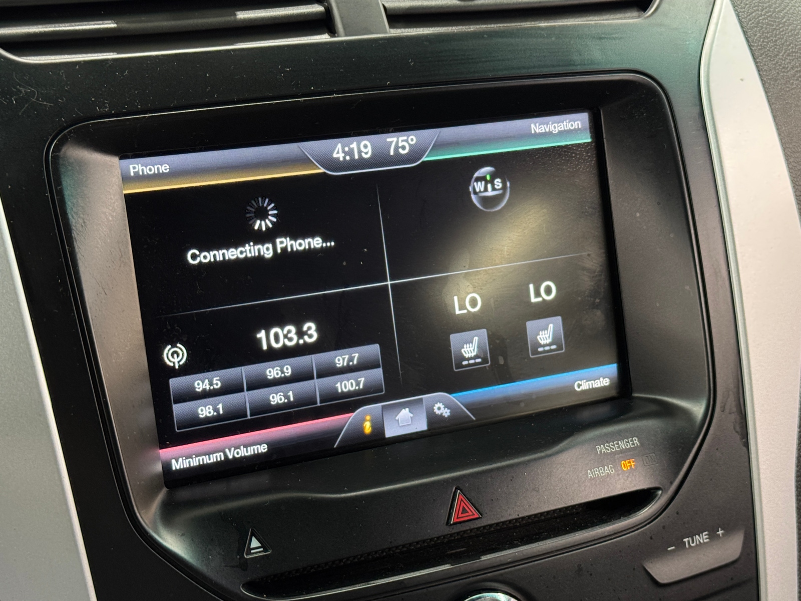 Thumbnail: 2015 Ford Explorer - 3
