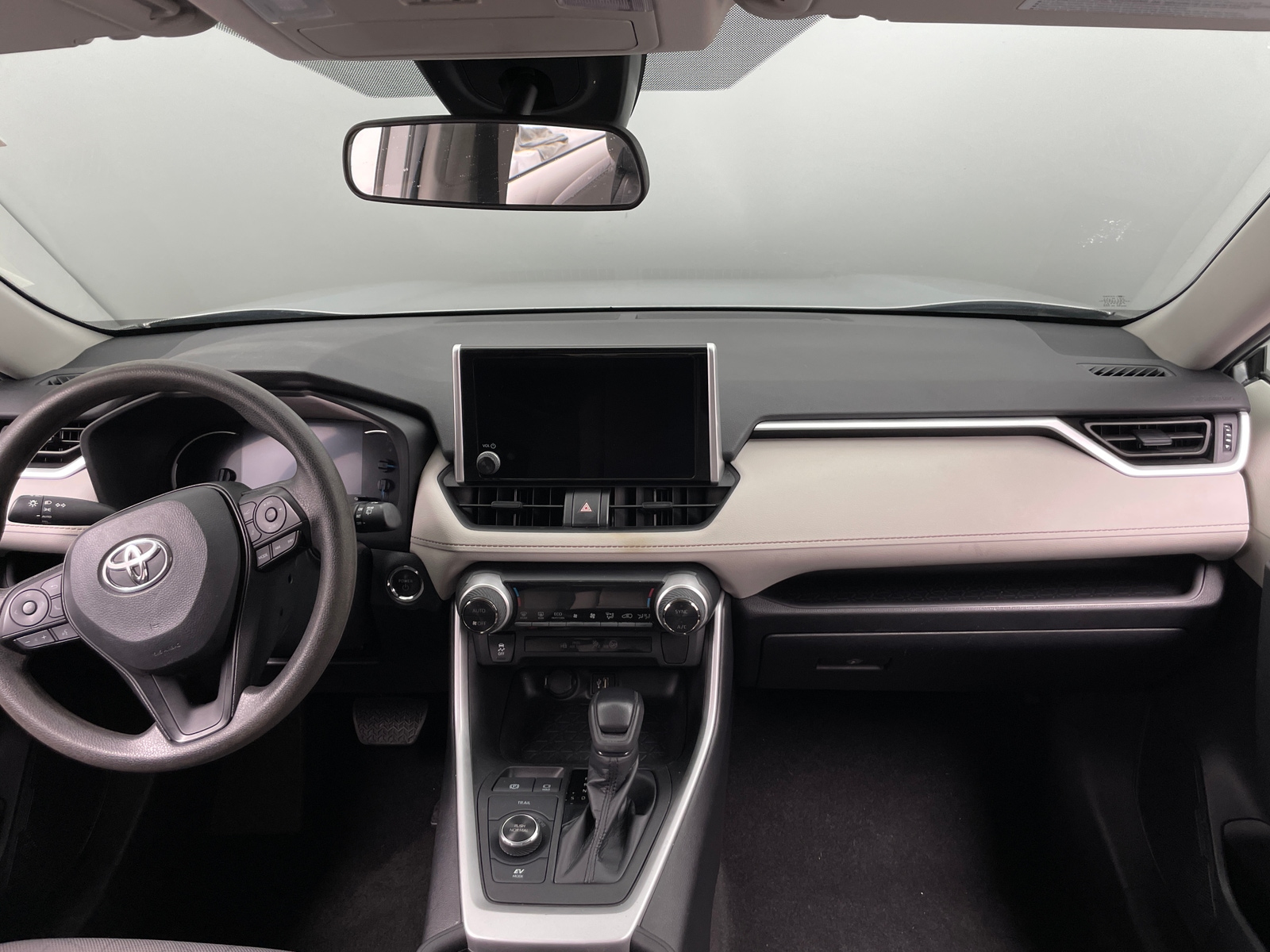 Thumbnail: 2023 Toyota RAV4 - 3
