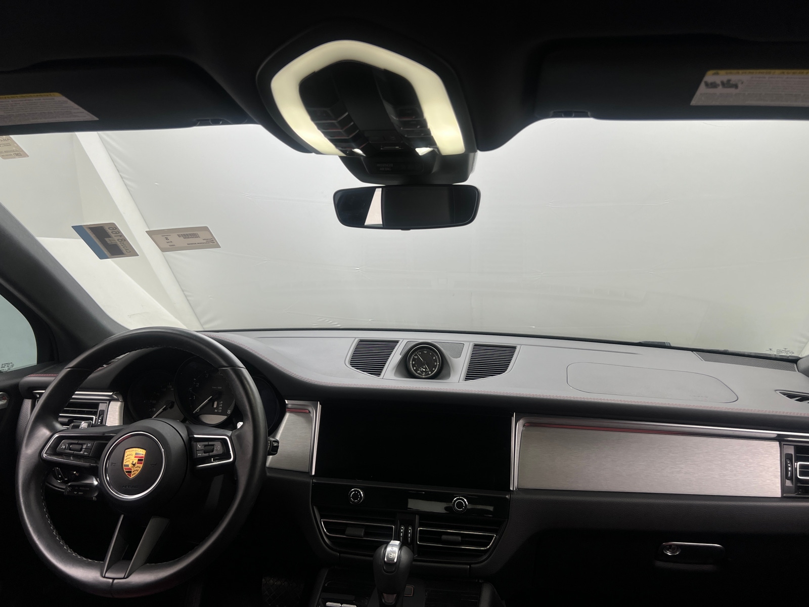 Thumbnail: 2022 Porsche Macan - 2