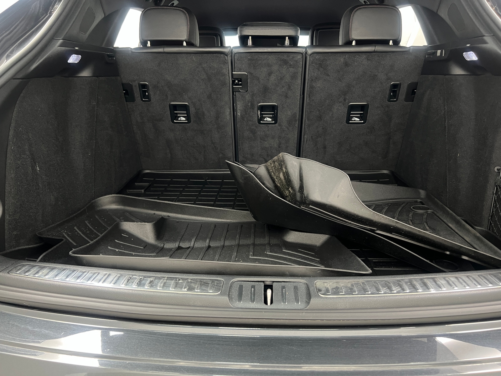 Thumbnail: 2022 Porsche Macan - 6