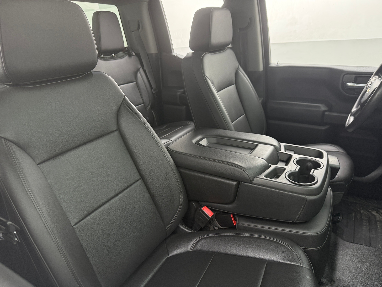 Thumbnail: 2020 Chevrolet Silverado 1500 - 2